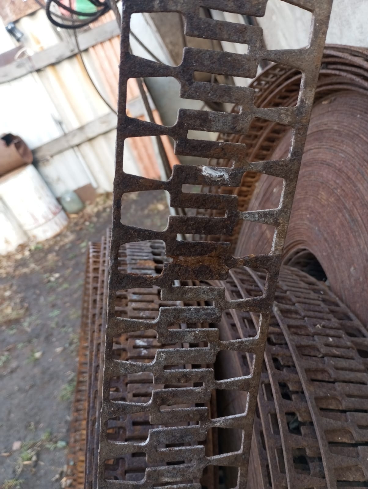 Продажа высечки в различных форматах (3)