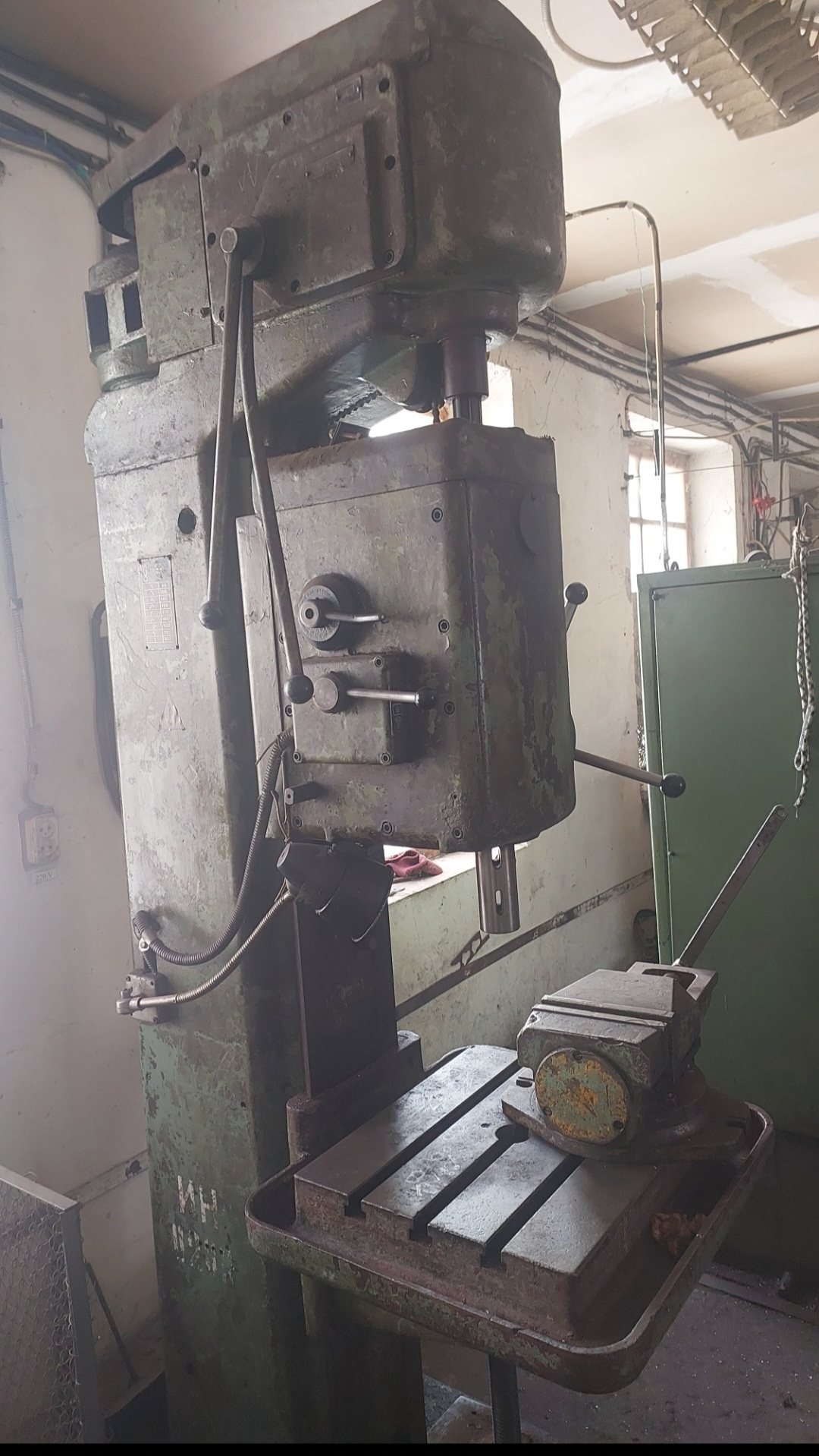 Продаются Станки в ЛНР: Оборудование (3)