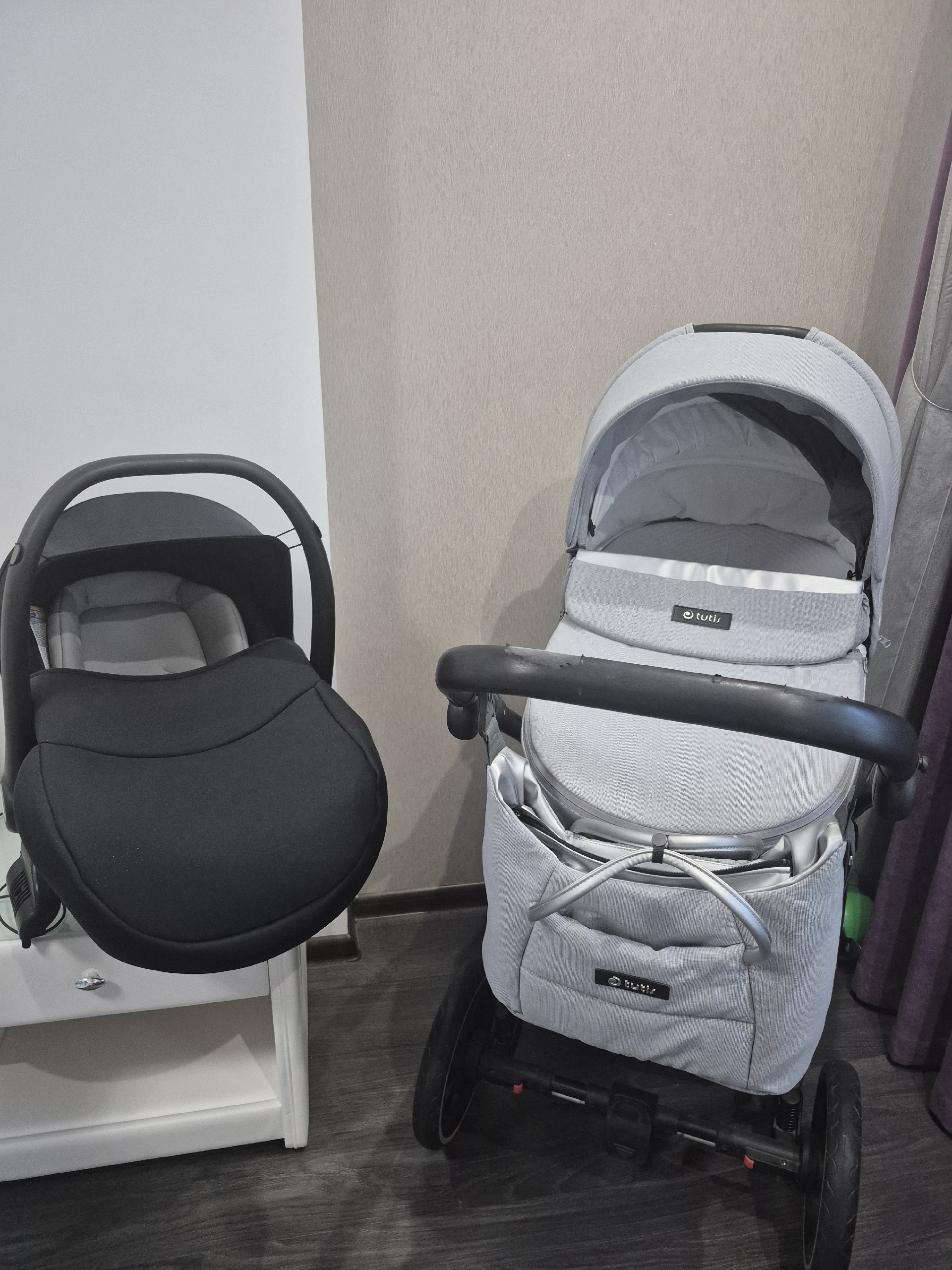 Продается коляска Tutis Uno Предлагаю