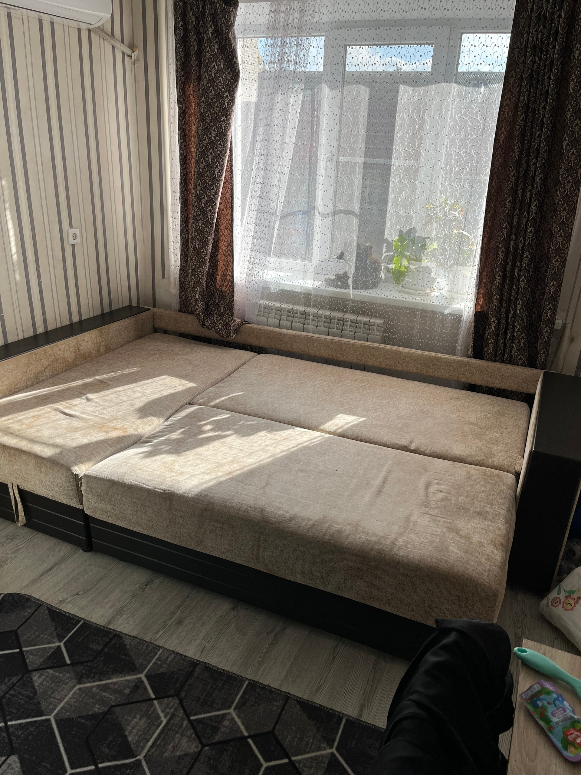 Продажа дивана с возможной доставкой