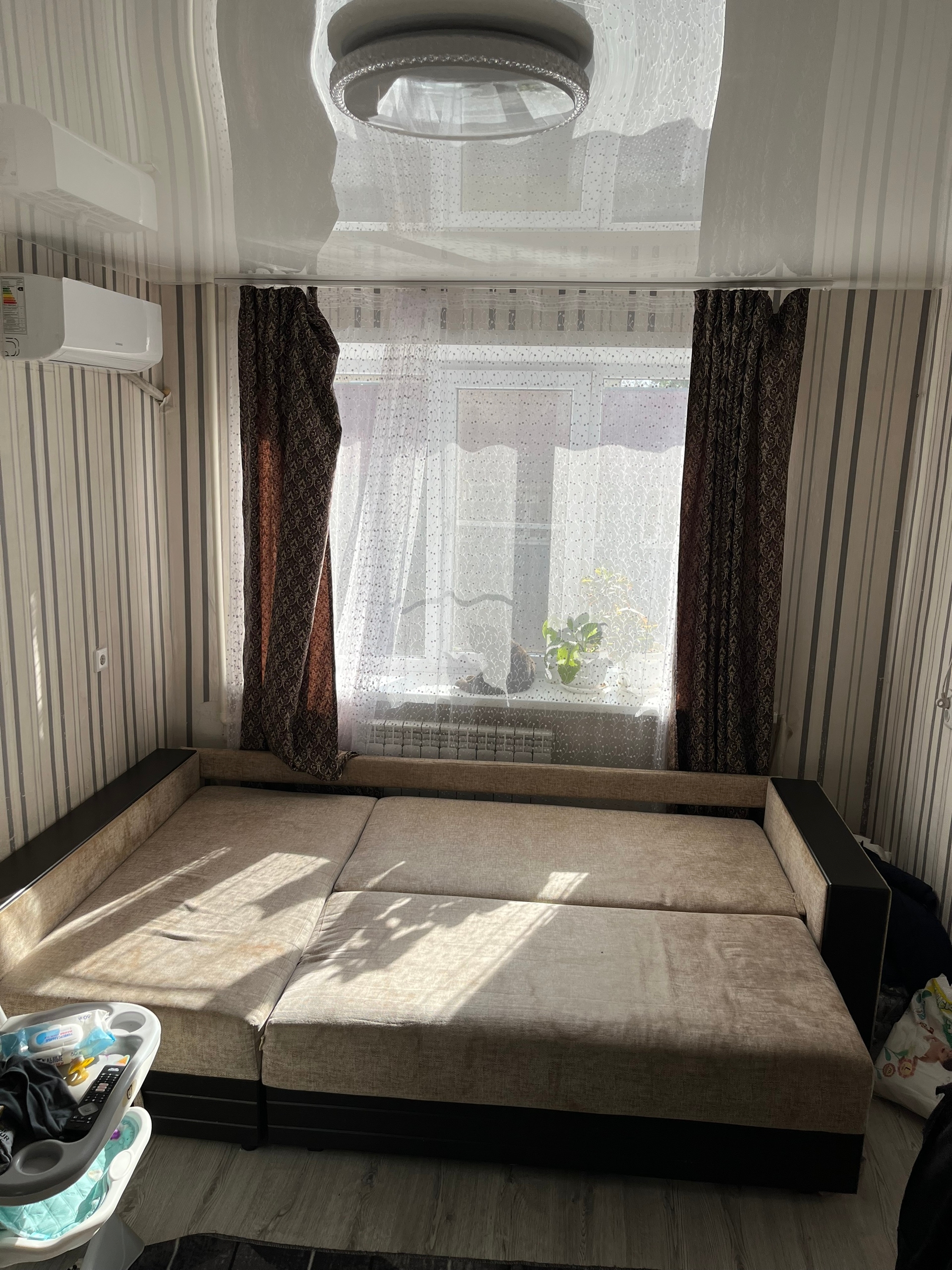 Продажа дивана с возможной доставкой (1)