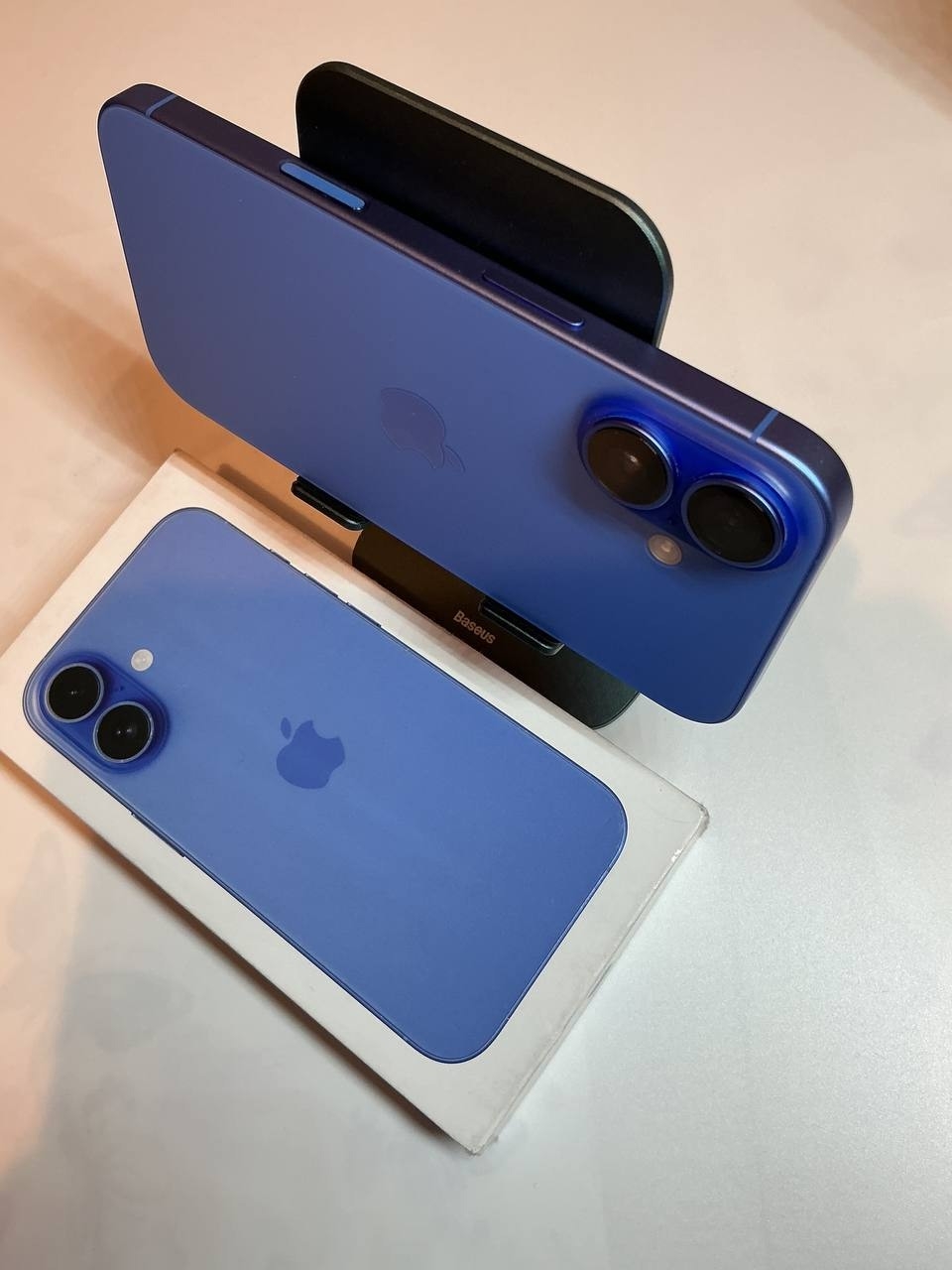 Продажа Айфон 16, 128 ГБ (2)