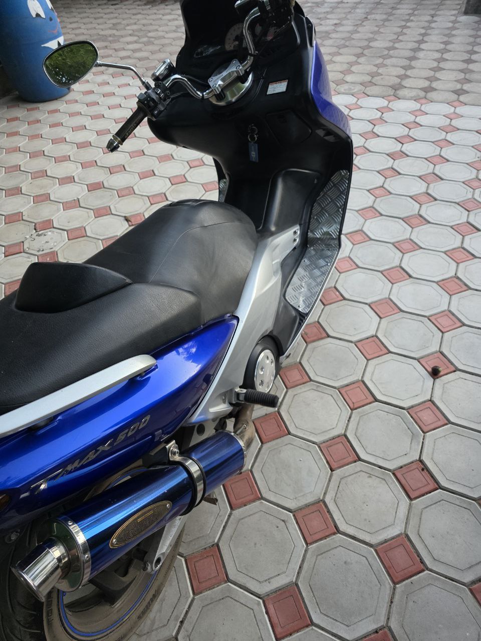 Продажа скутера Yamaha T Max (2)