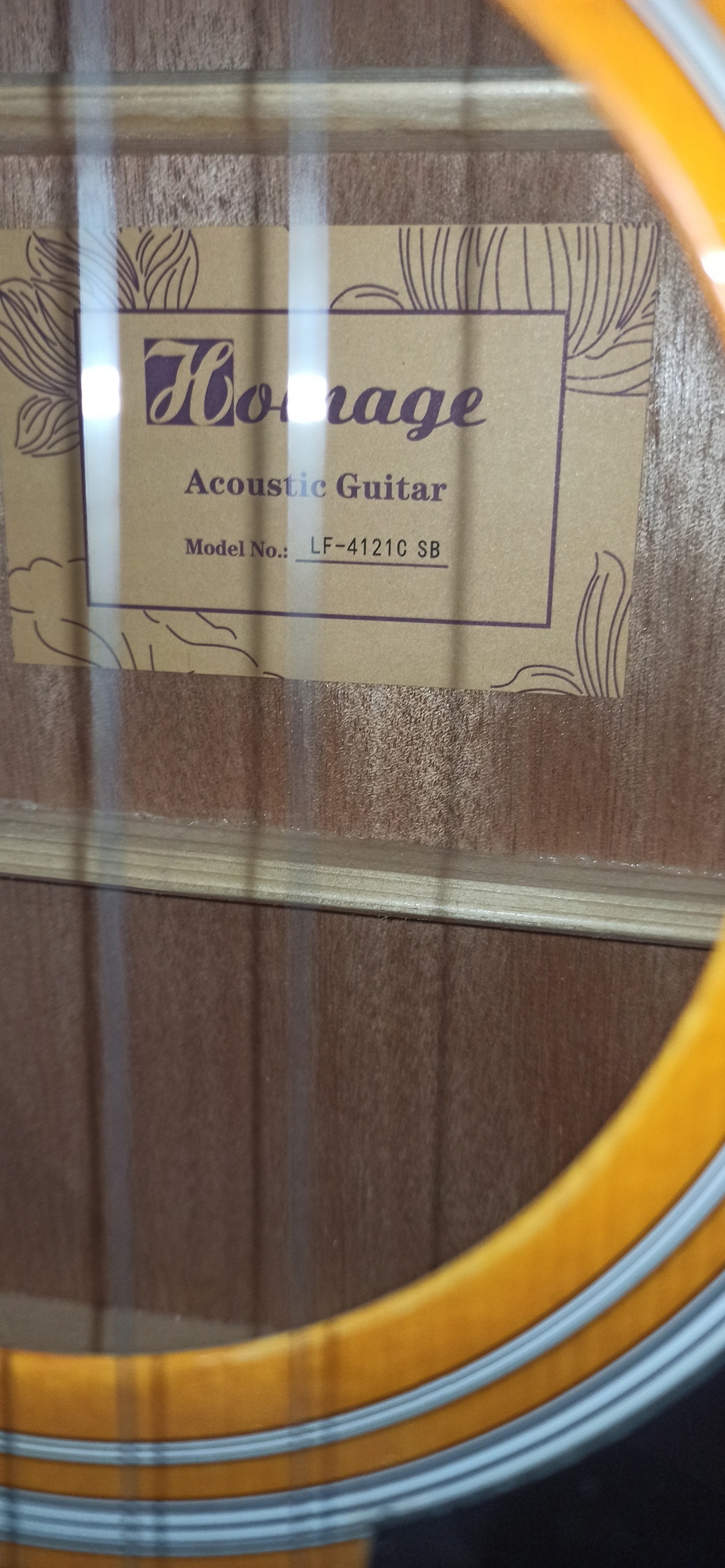 Гитара в отличном состоянии, продам (1)