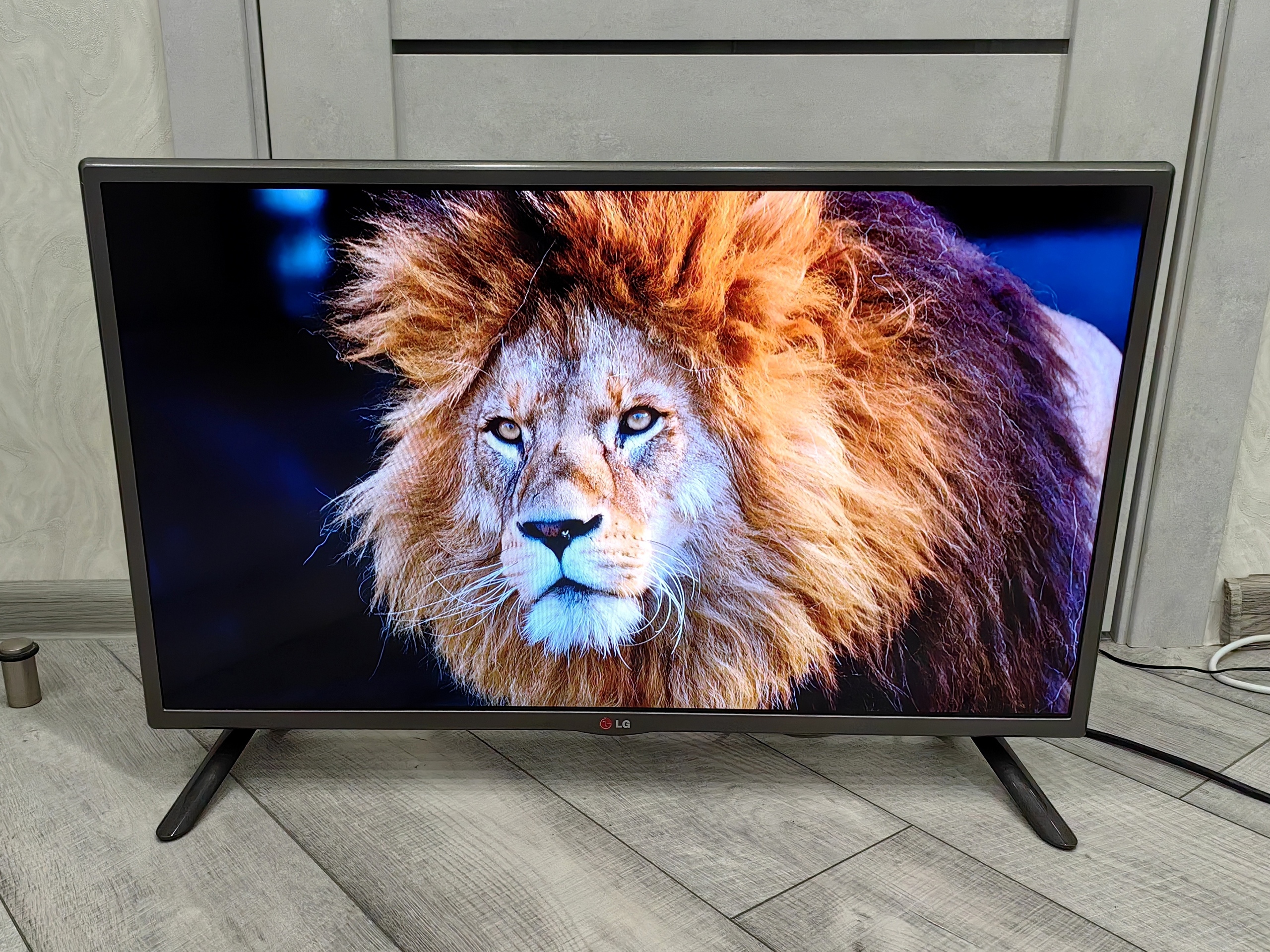 Продается телевизор LG в идеальном (4)