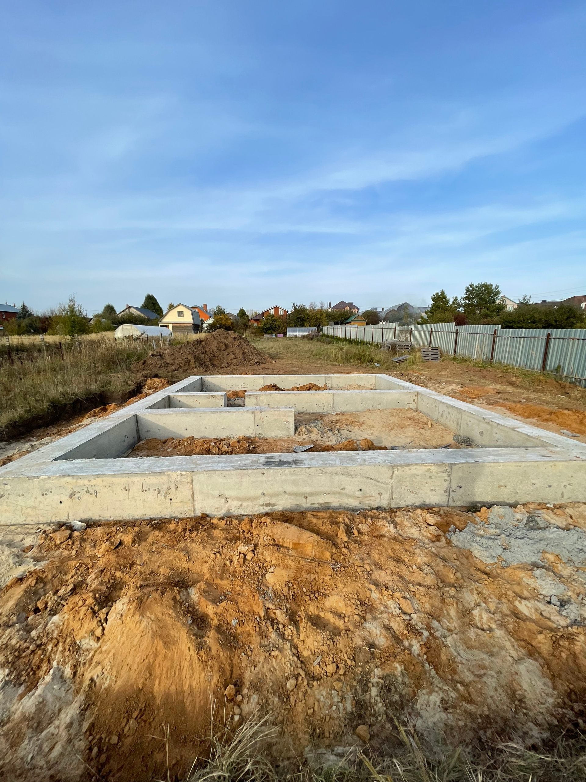 Строительная бригада: работы с монолитом (1)