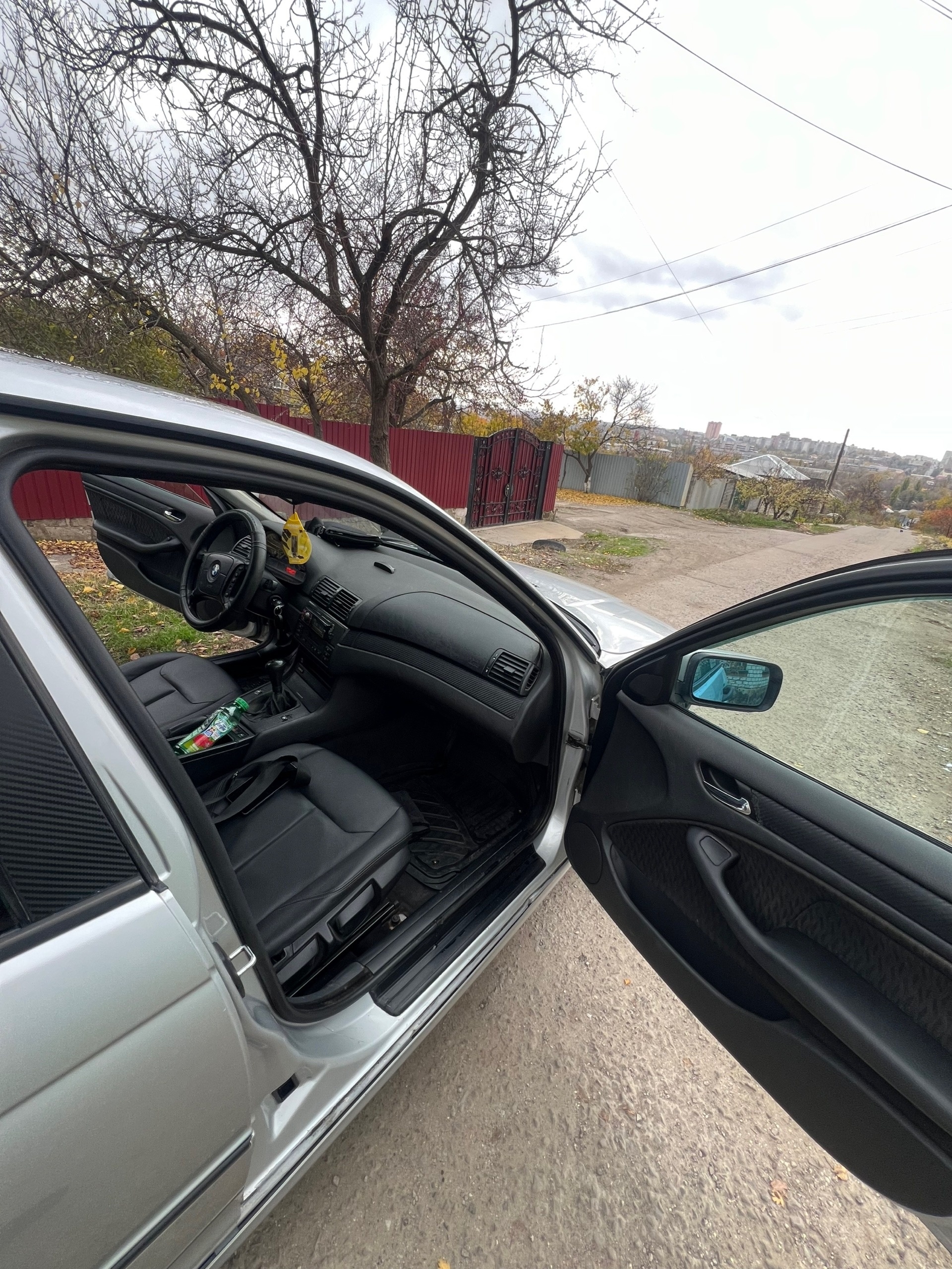 Продажа BMW E-46 2000 года (3)