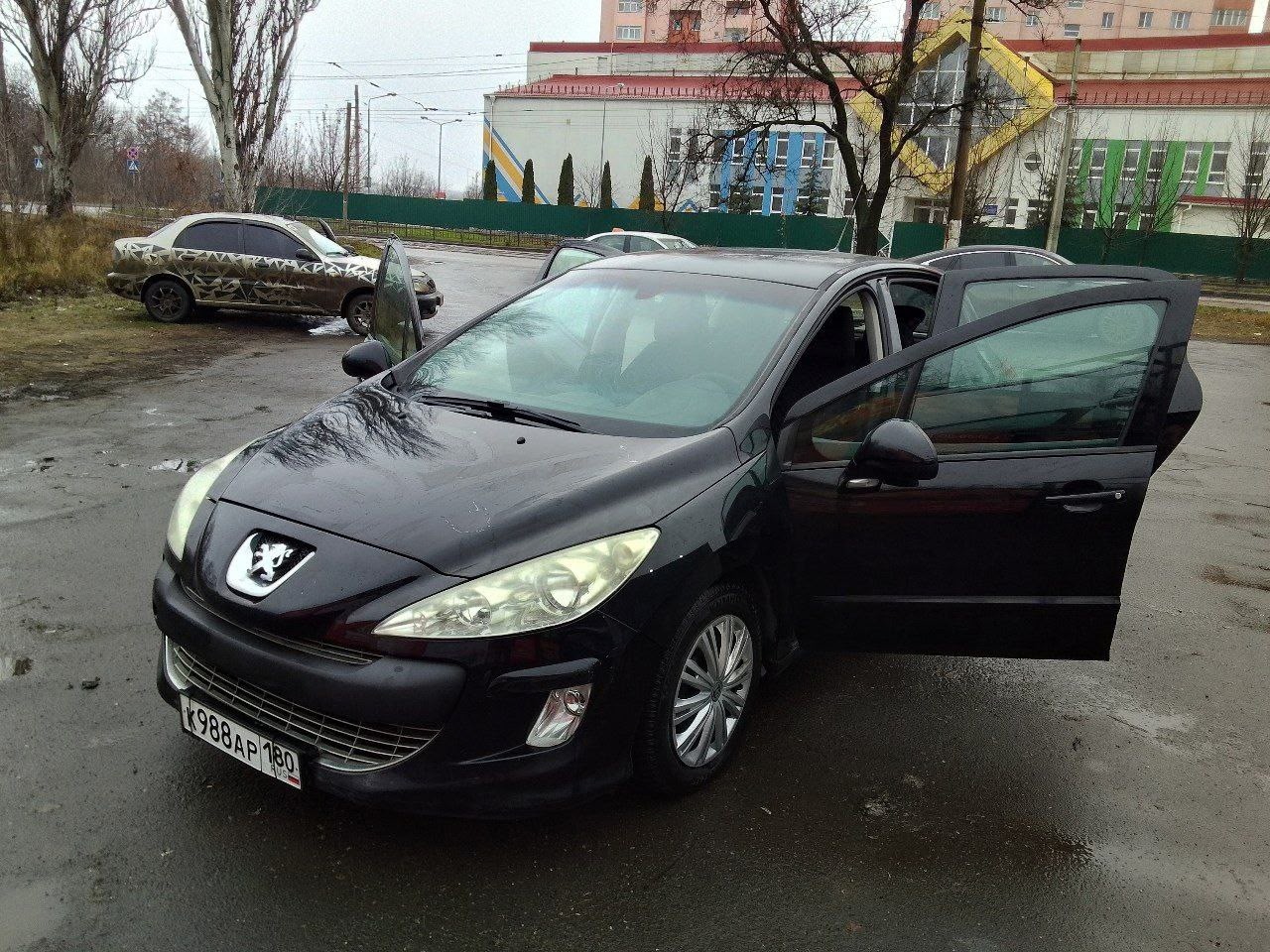 Пежо 308 в хорошем состоянии