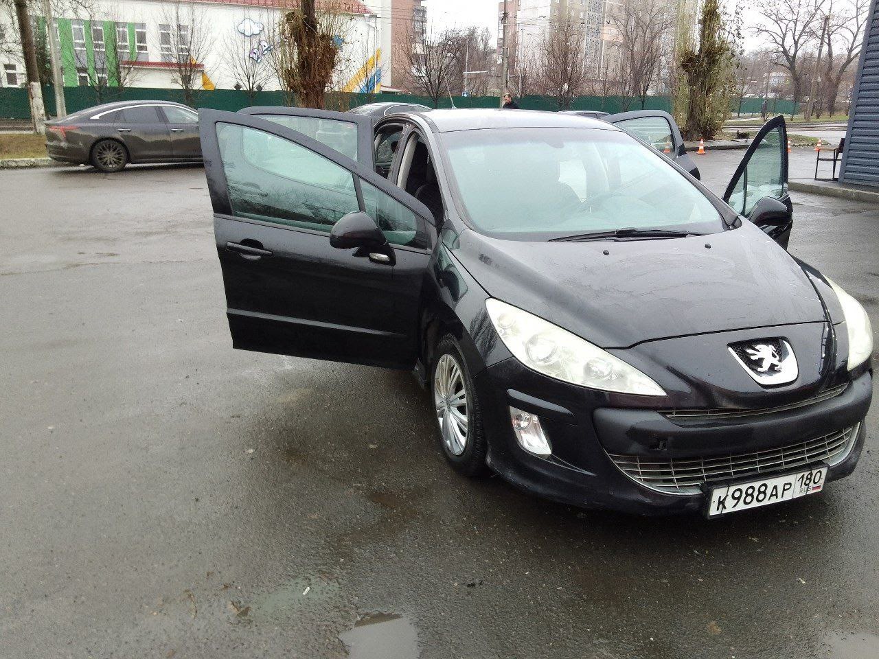 Пежо 308 в хорошем состоянии (3)