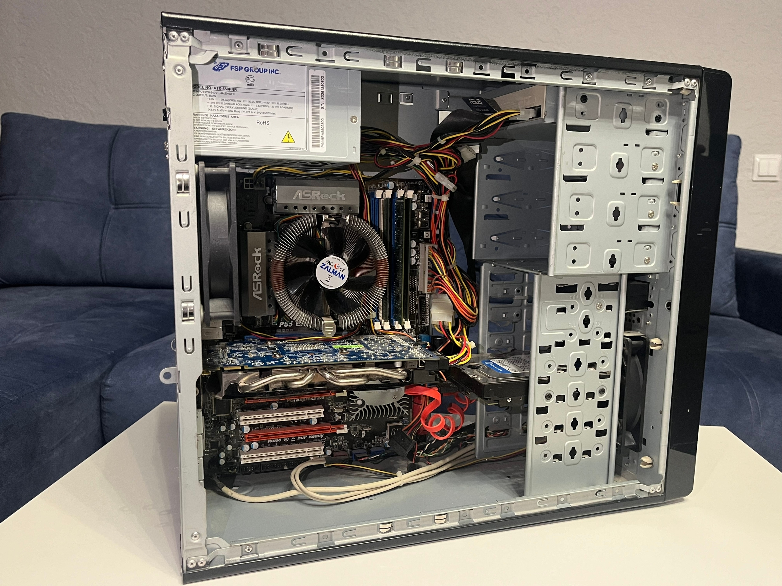 Продам недорогой компьютер комплект. Включает