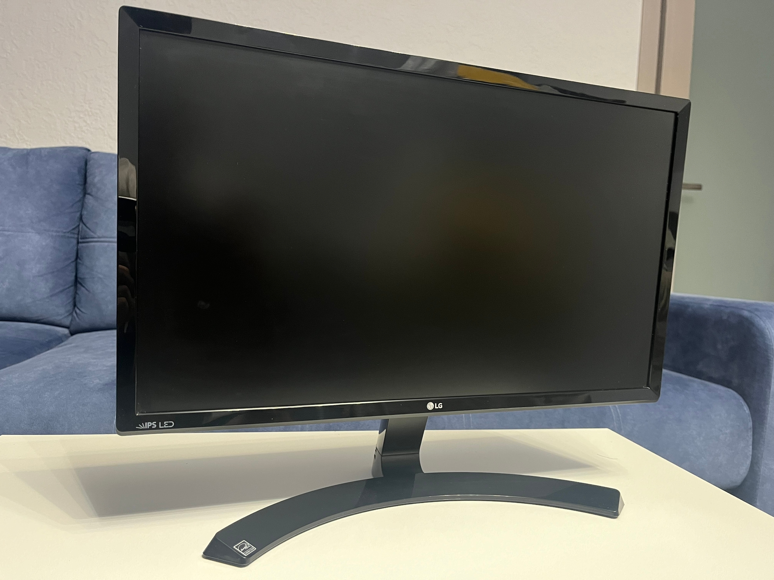 Продам недорогой компьютер комплект. Включает (1)