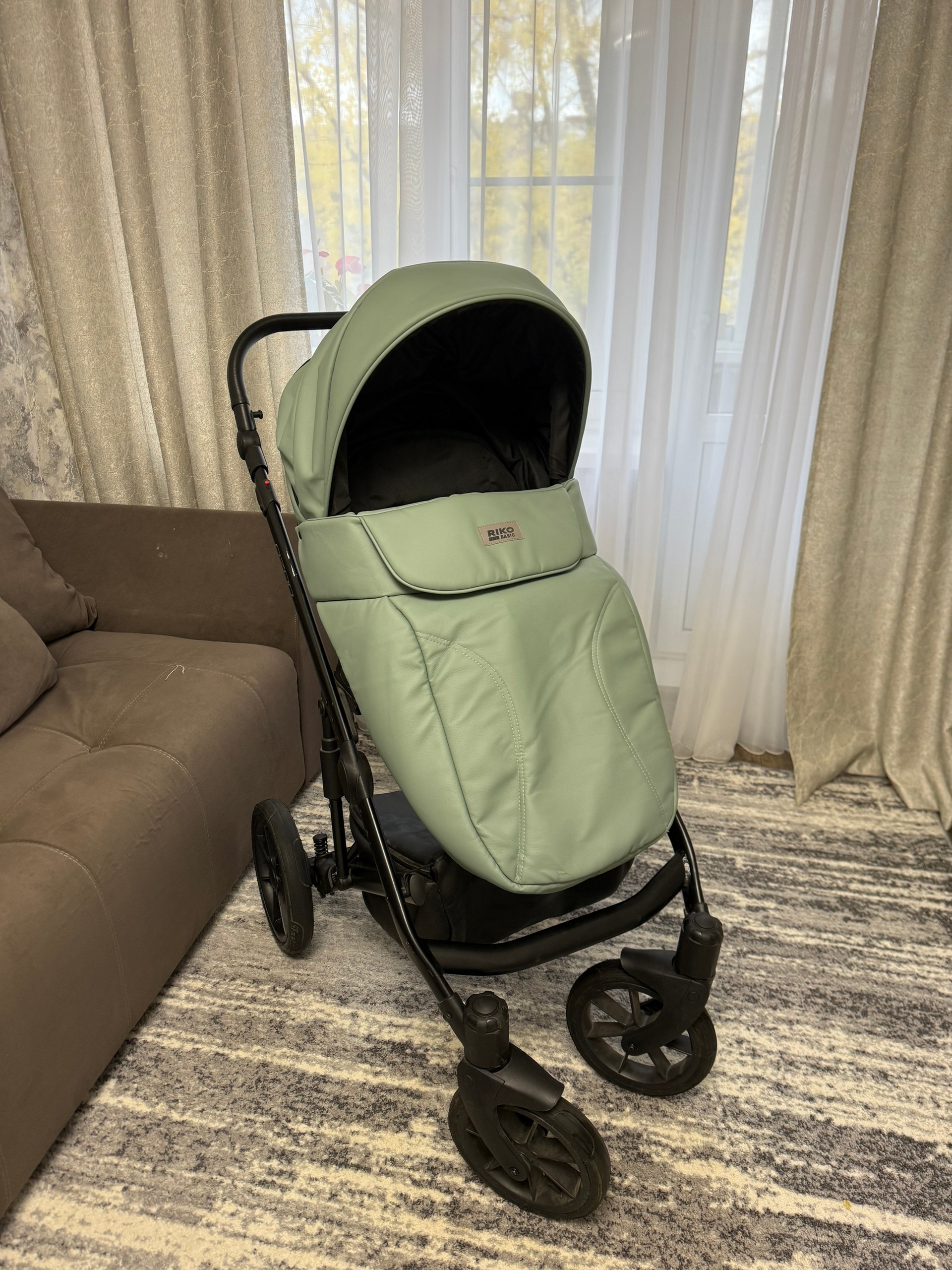 Продаётся удобная коляска Riko Предлагаю (3)