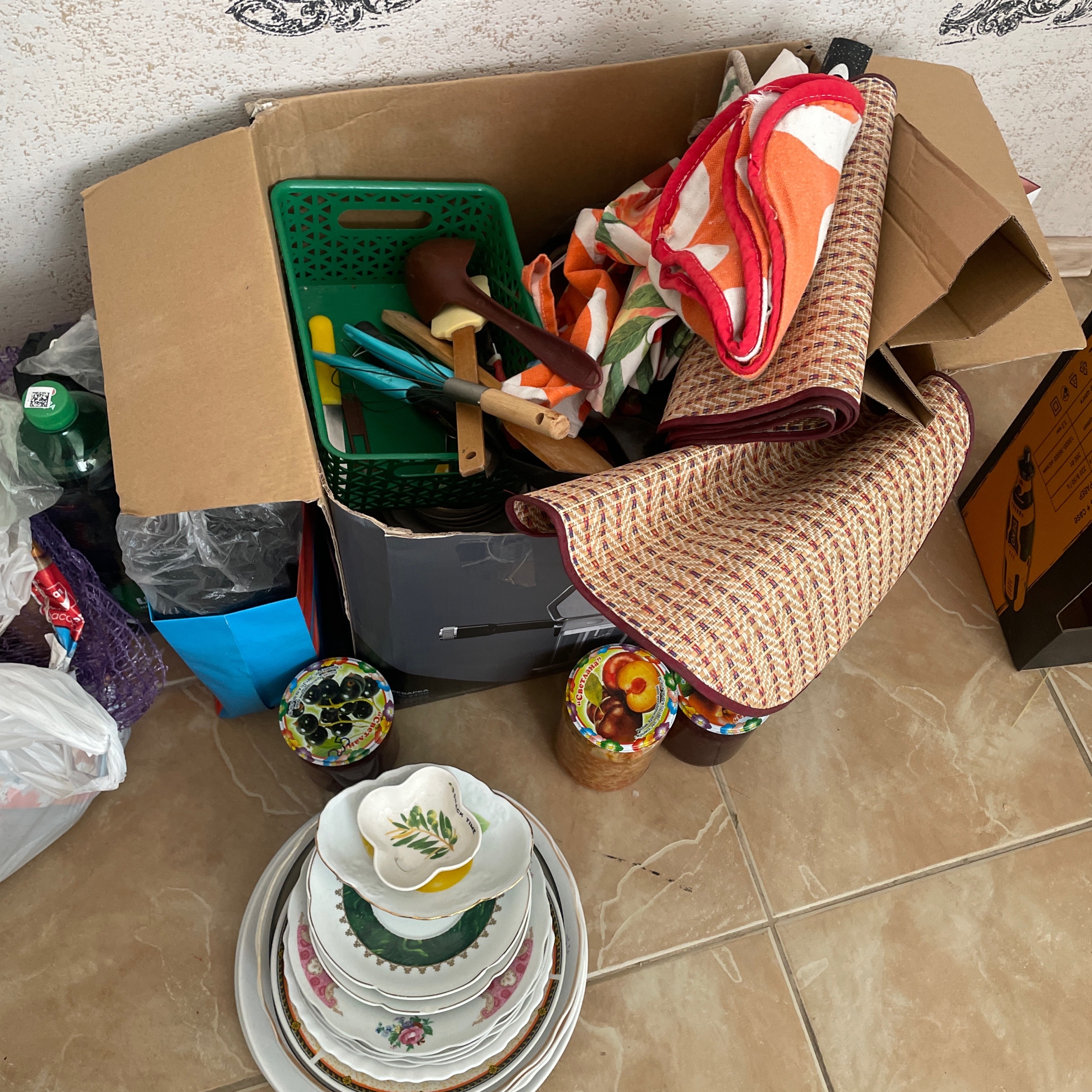 Продам комплект бывшей в эксплуатации