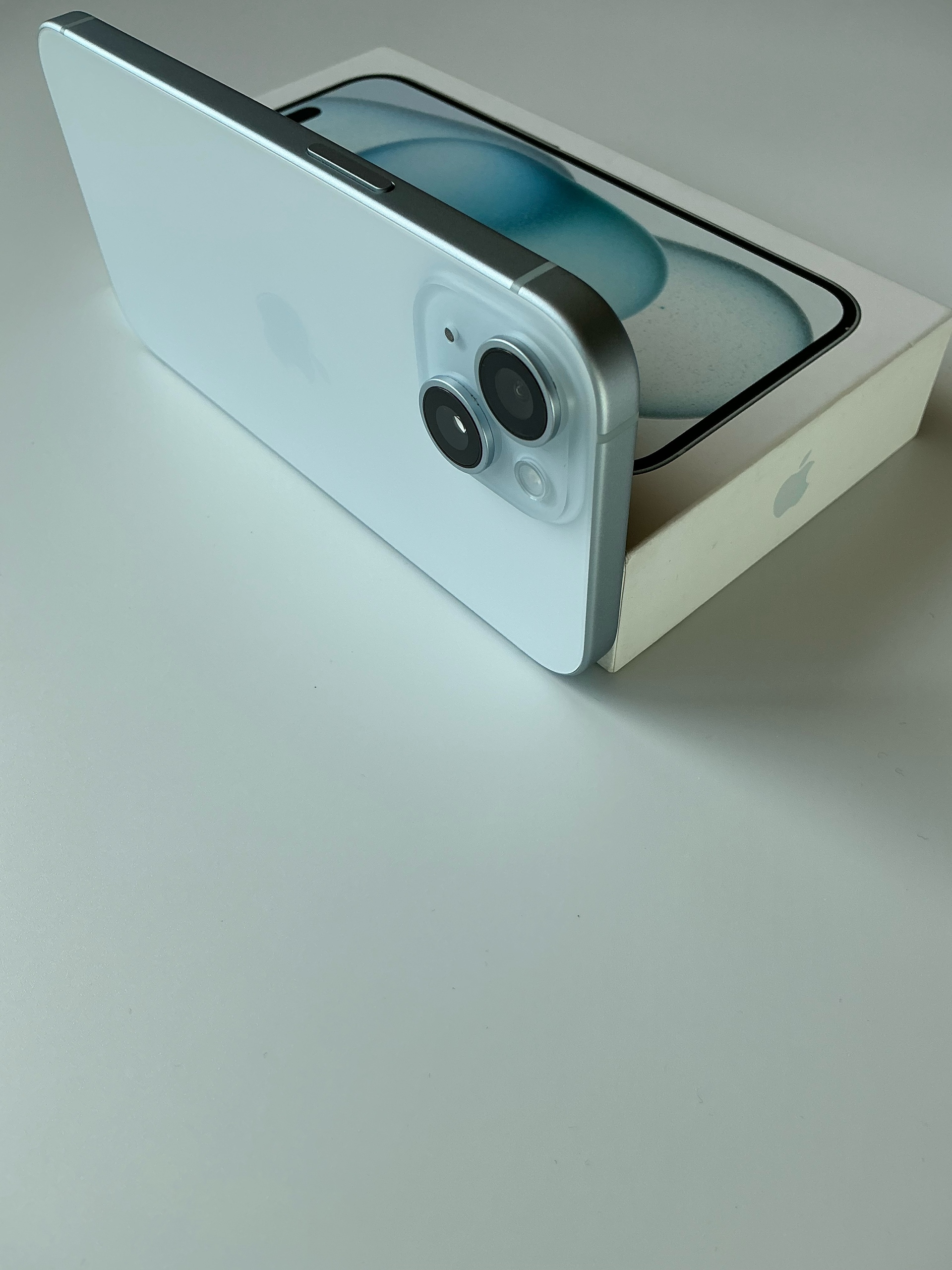 Продажа iPhone 15 в Донецке