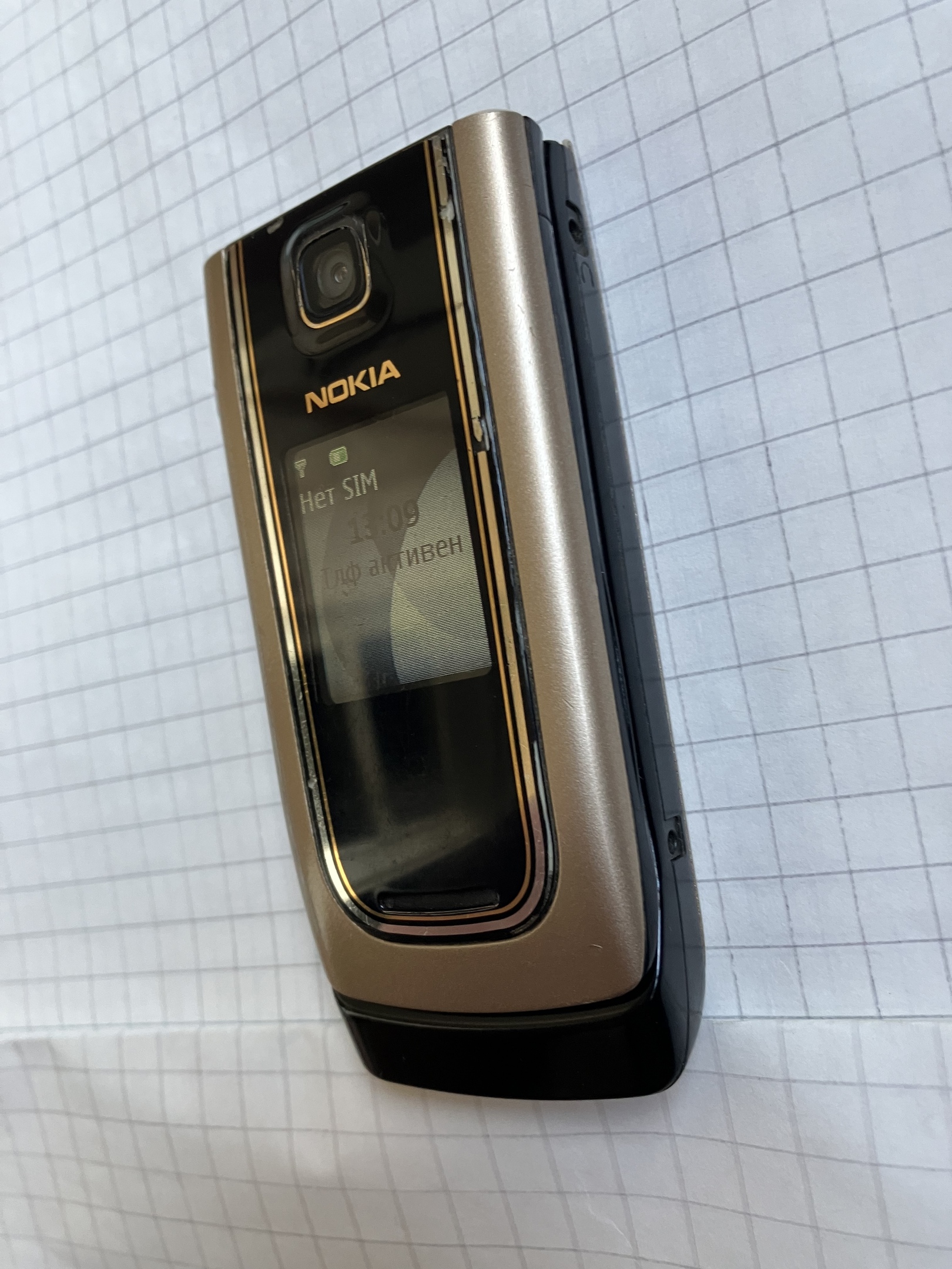Продажа телефона Nokia 6555 Предлагается