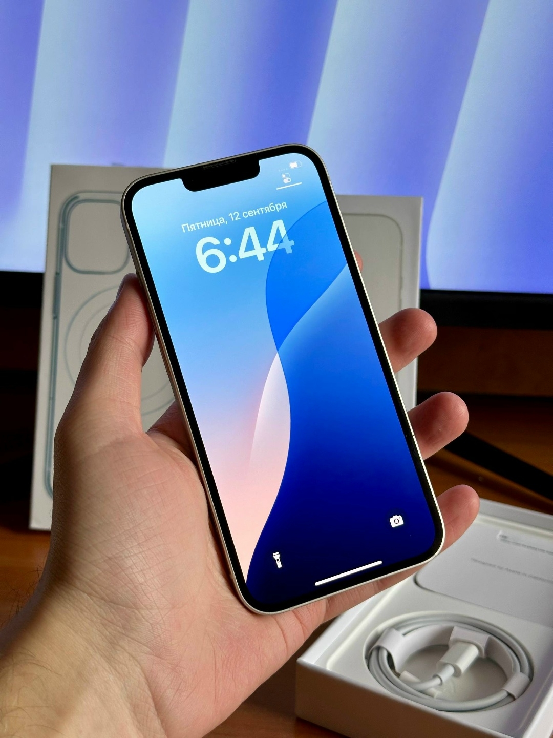 Продам iPhone 13 128 Gb (1)