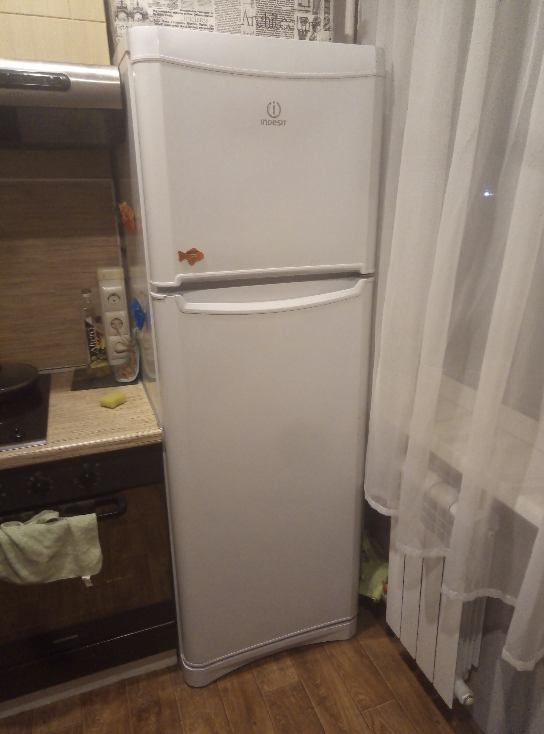 Максимальное качество: продам холодильник Холодильник