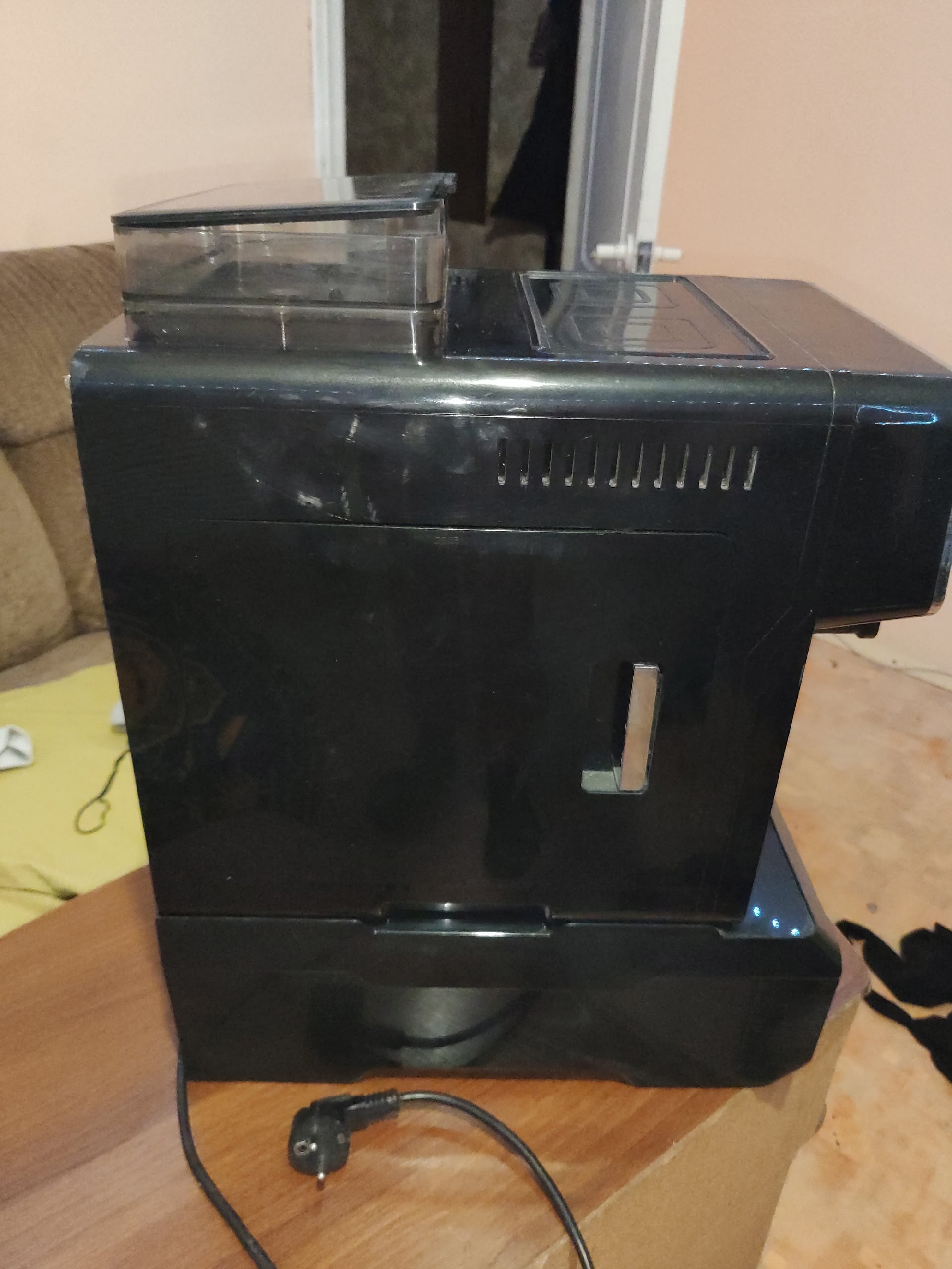 Продам исправную кофемашину VERANO Предлагаю (4)