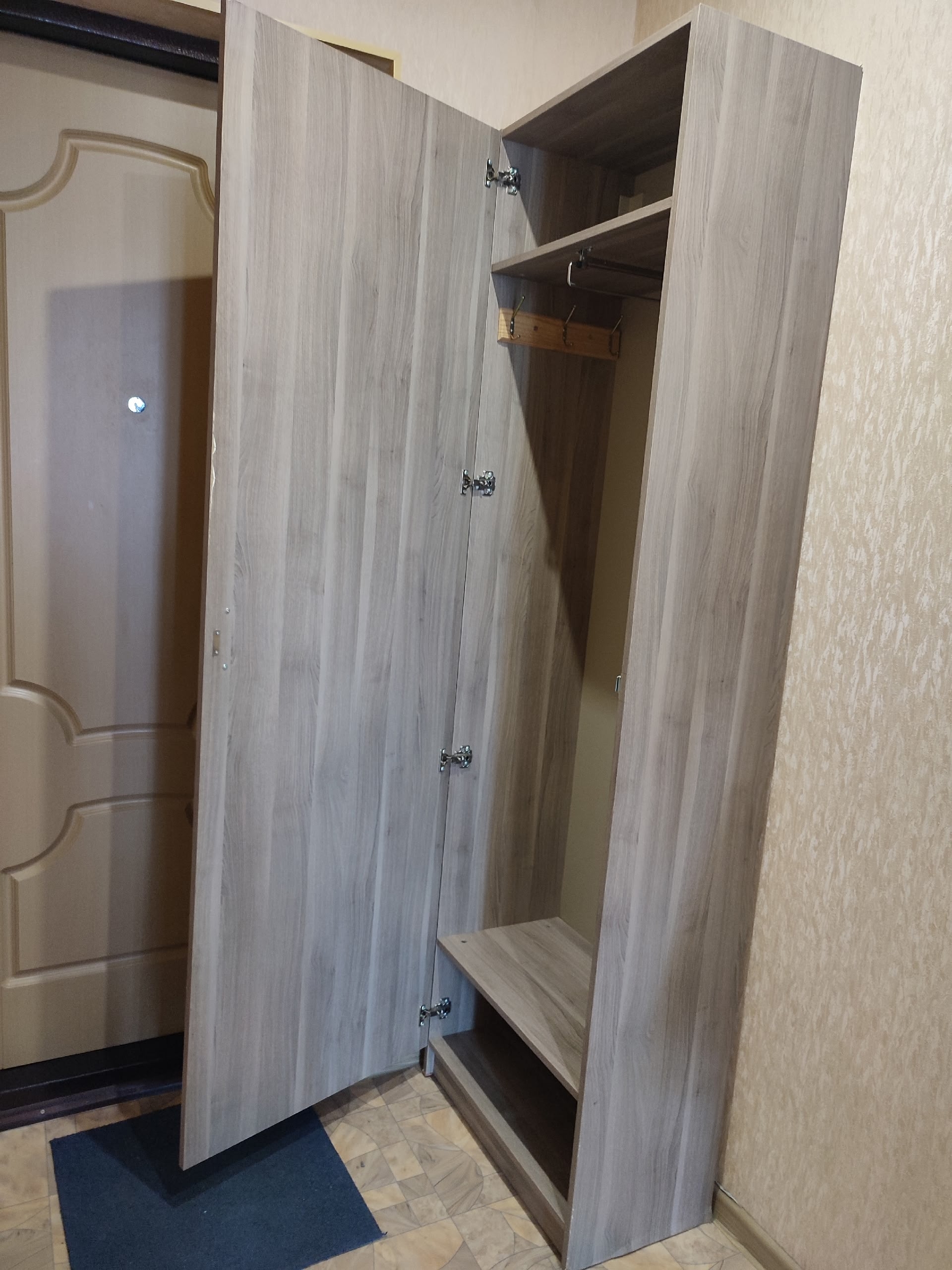 Продам шкаф Икеа для прихожей (1)