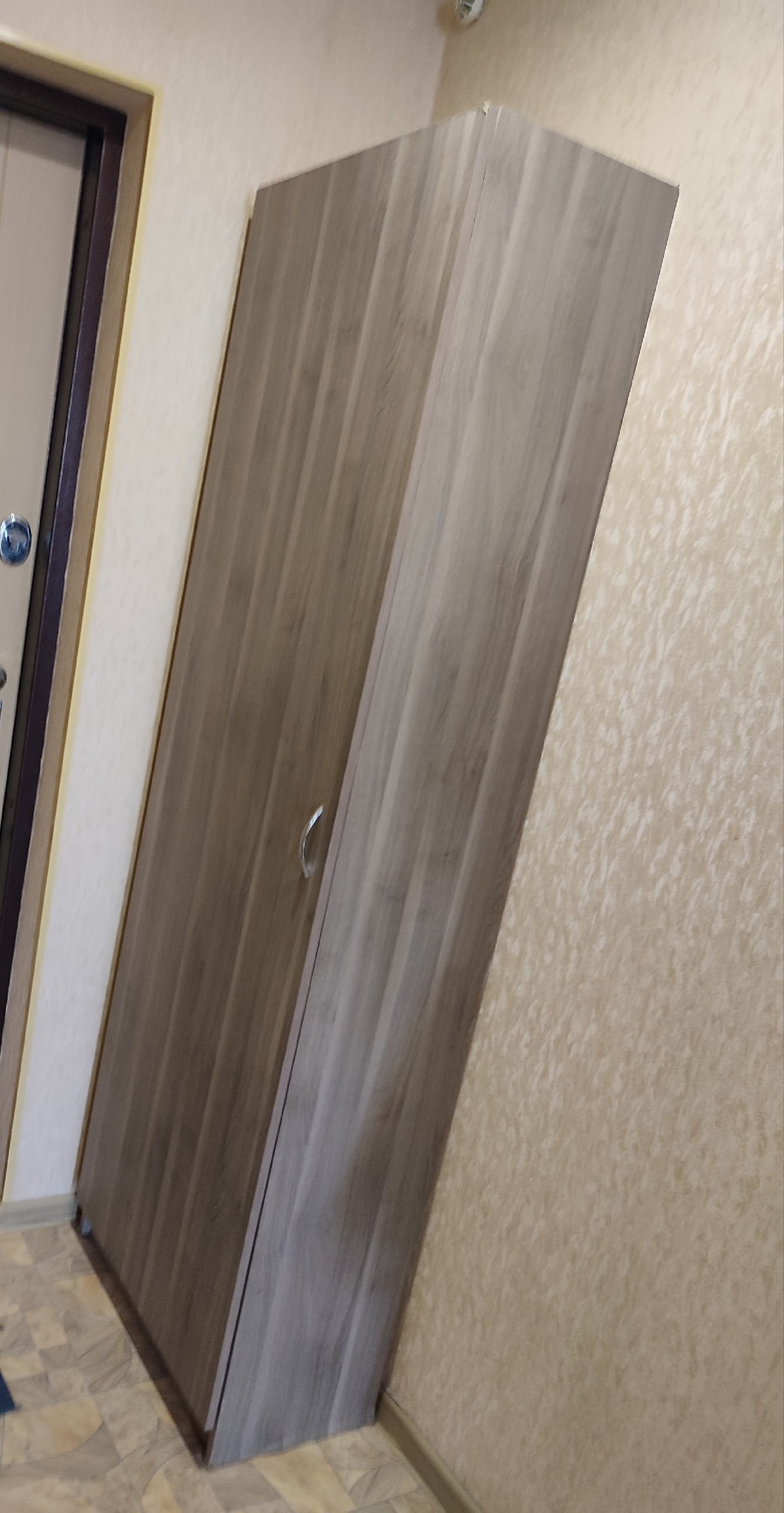 Продам шкаф Икеа для прихожей