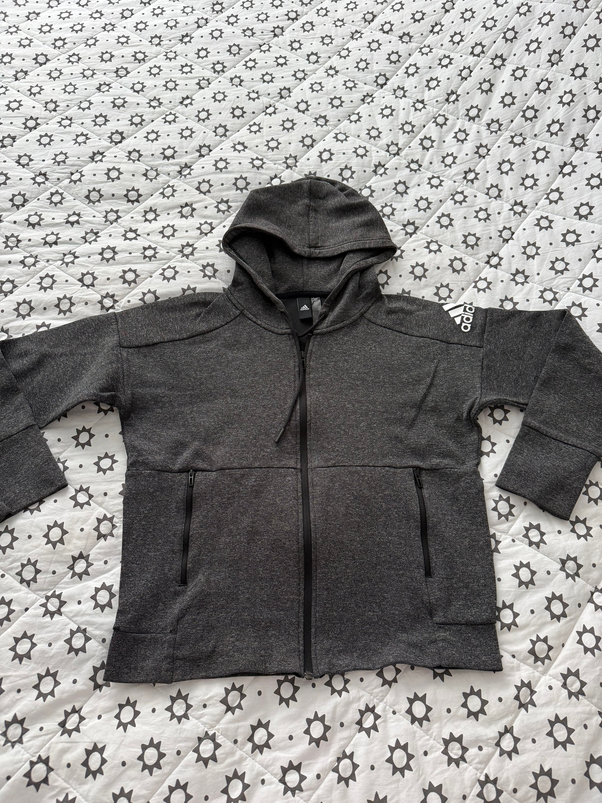 Продажа одежды в отличном состоянии (3)