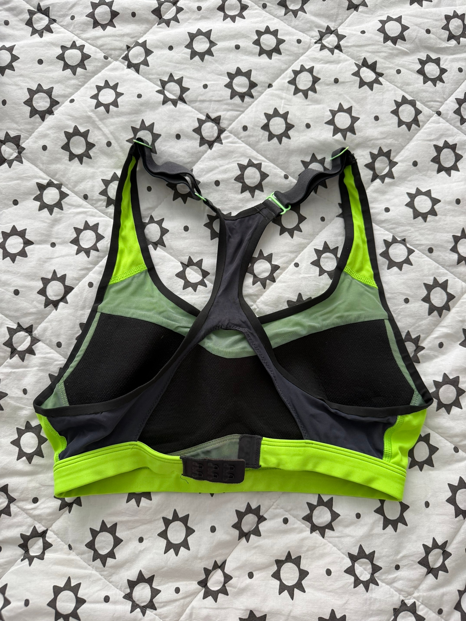 Продажа одежды в отличном состоянии (1)