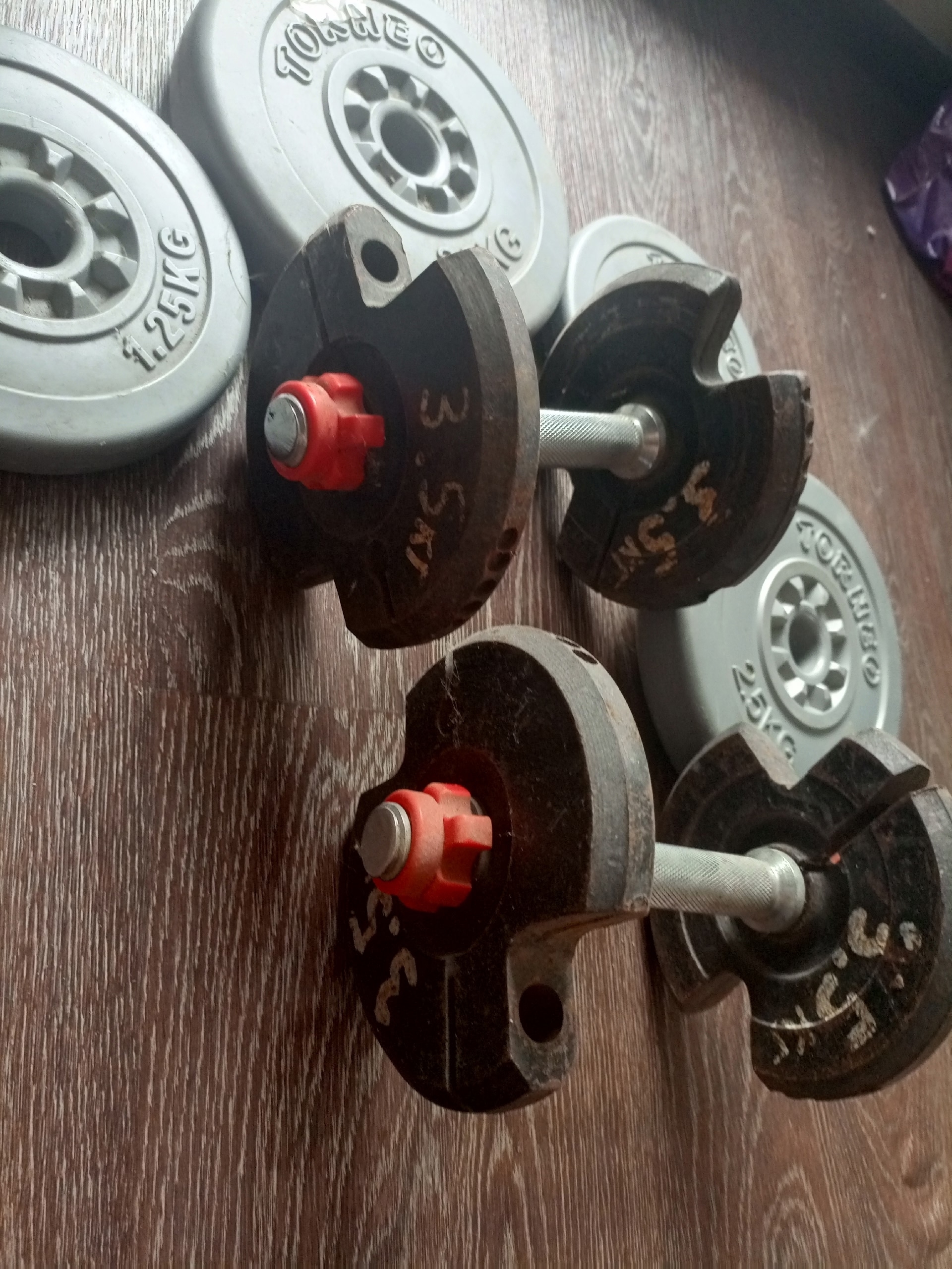 Срочно отдаю вещи бесплатно Переезжаю (5)