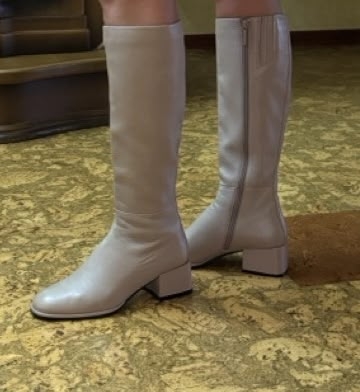 Продажа новых сапог, размер 37 (8)