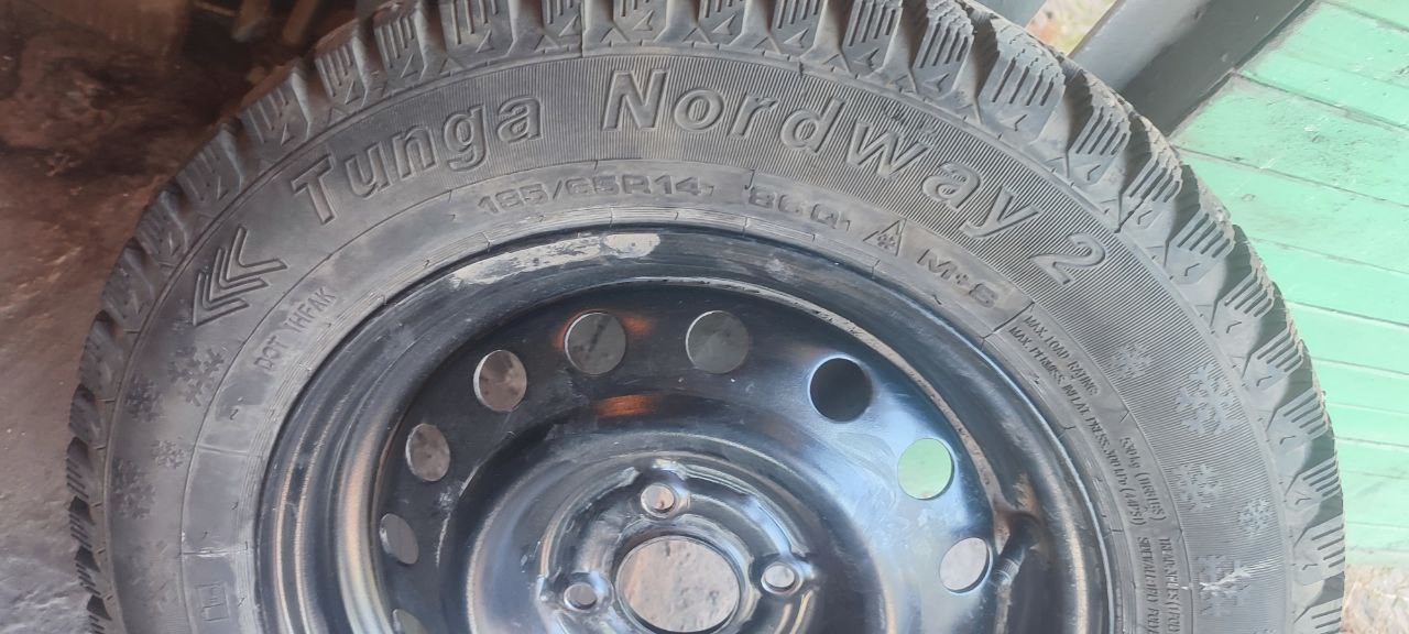 Шины 185/65 R14 на штампах (1)