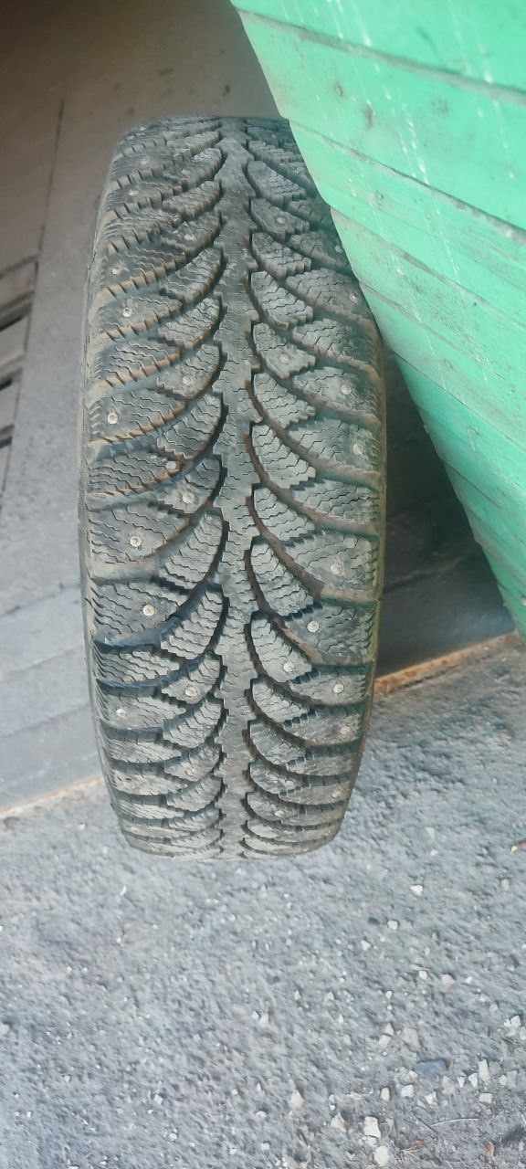 Шины 185/65 R14 на штампах