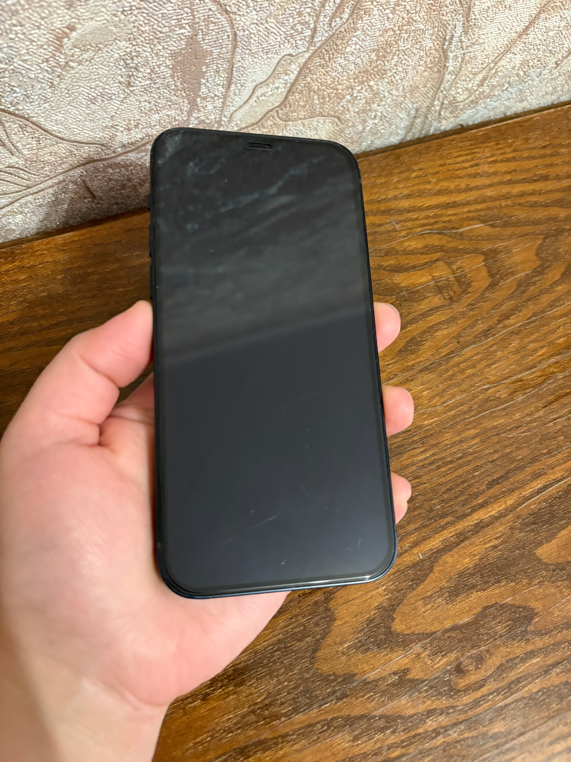 Продаю iPhone 12 на 128GB