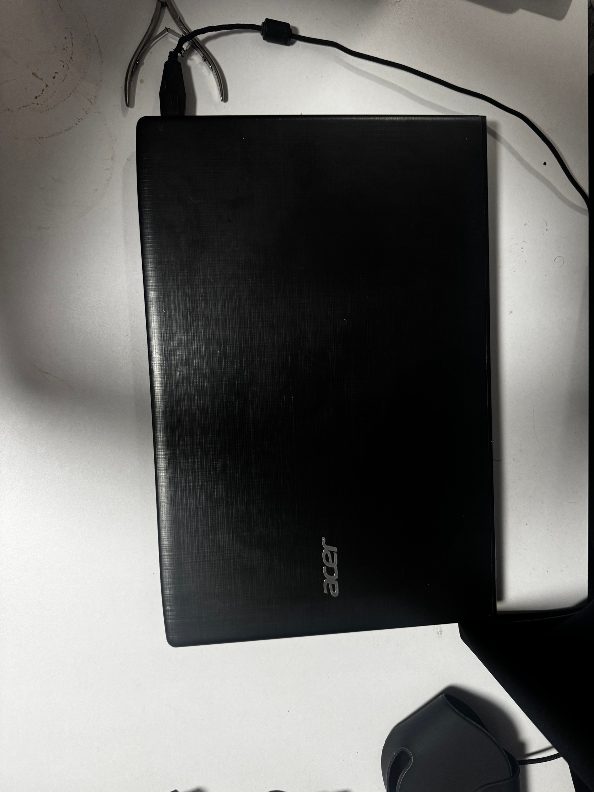 Продается ноутбук Acer Aspire 5 (1)