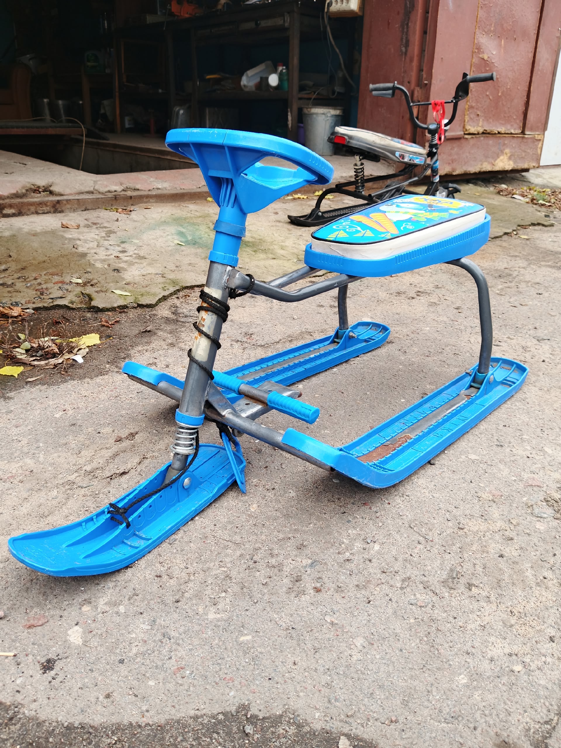 **Продаю два снегоката: выгодные цены** (3)