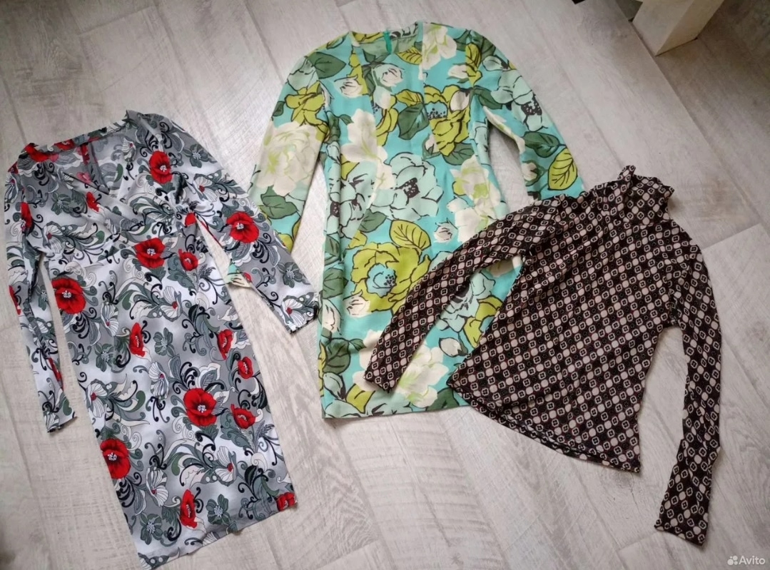 Бесплатно отдам одежду для миниатюрных