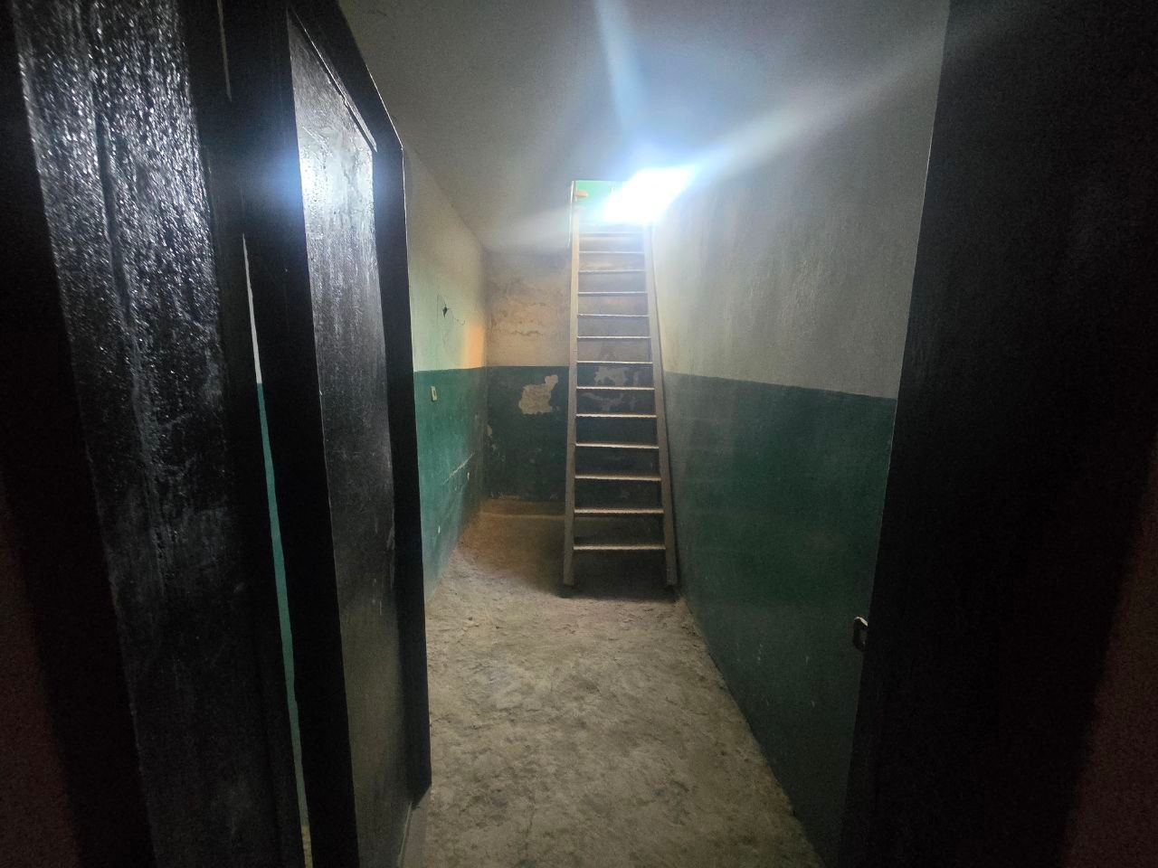 Продаётся просторный гараж в кооперативе (3)