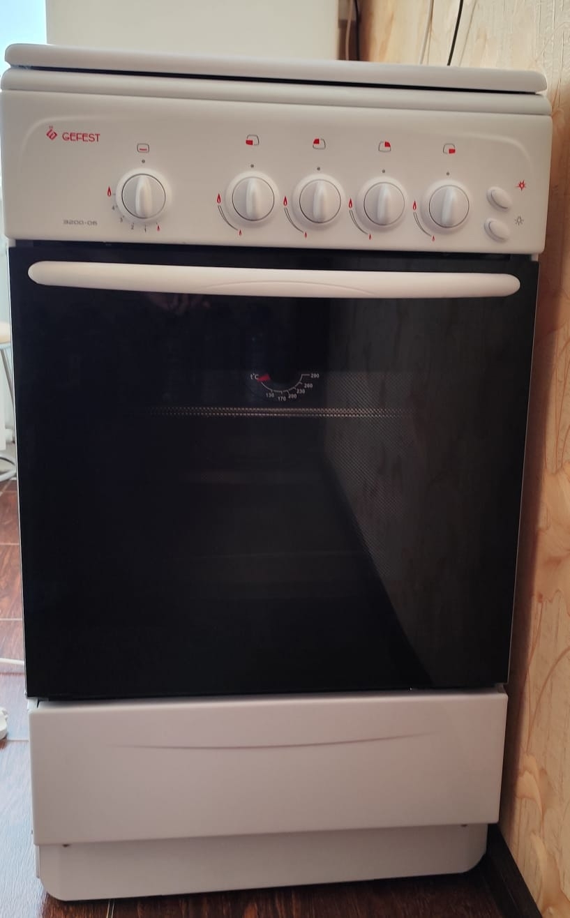 Газовая плита Гефест, абсолютно новая