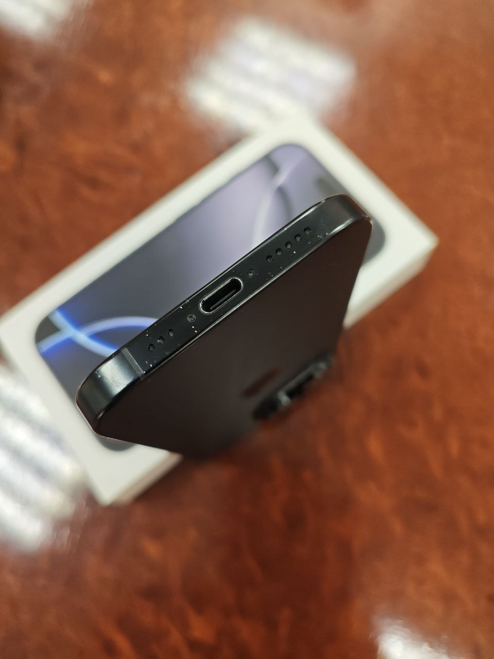 Продажа iPhone 16 Pro 256 (2)