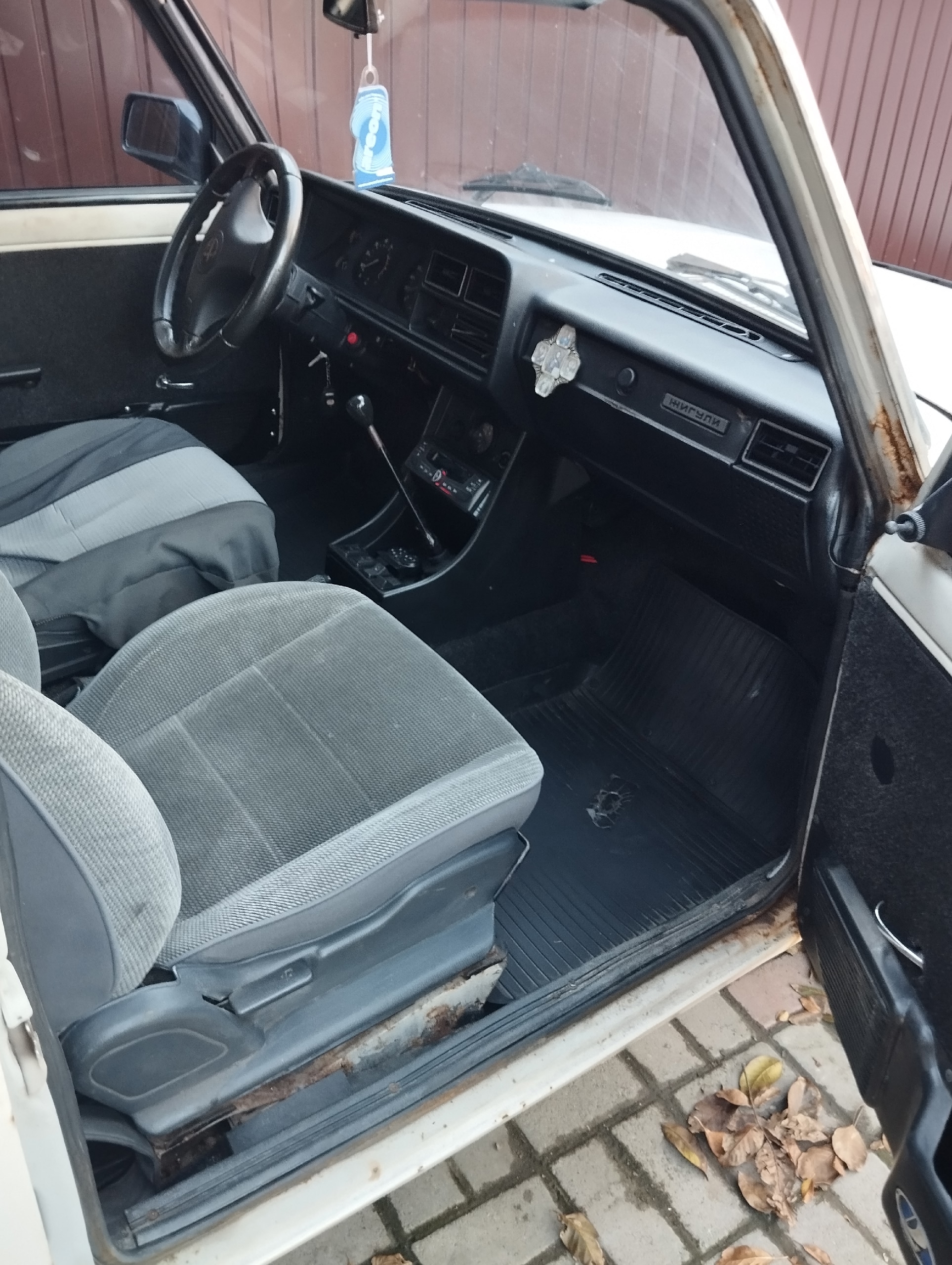 Продажа авто в отличном состоянии (3)