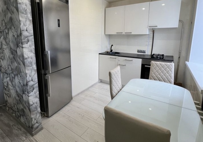 Сдается квартира на Ворошиловском Сдается (3)