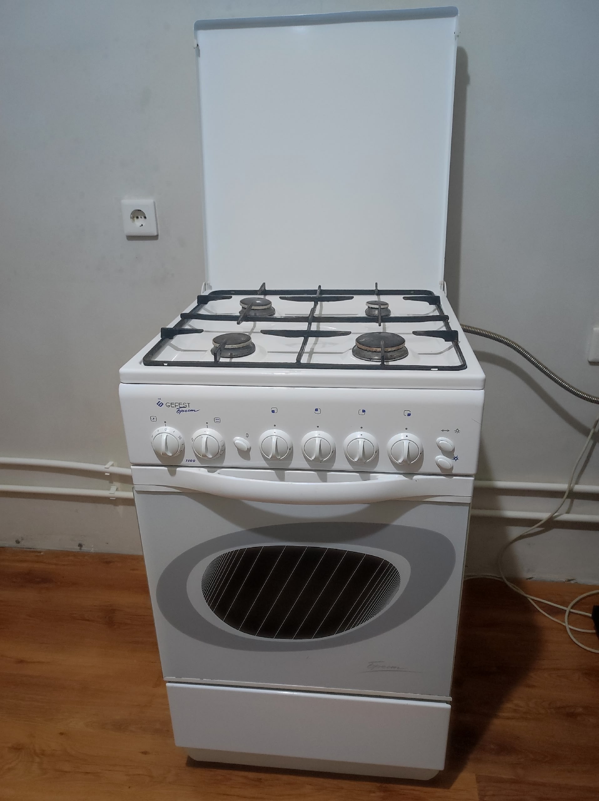 **Газовая плита Гефест в продаже**