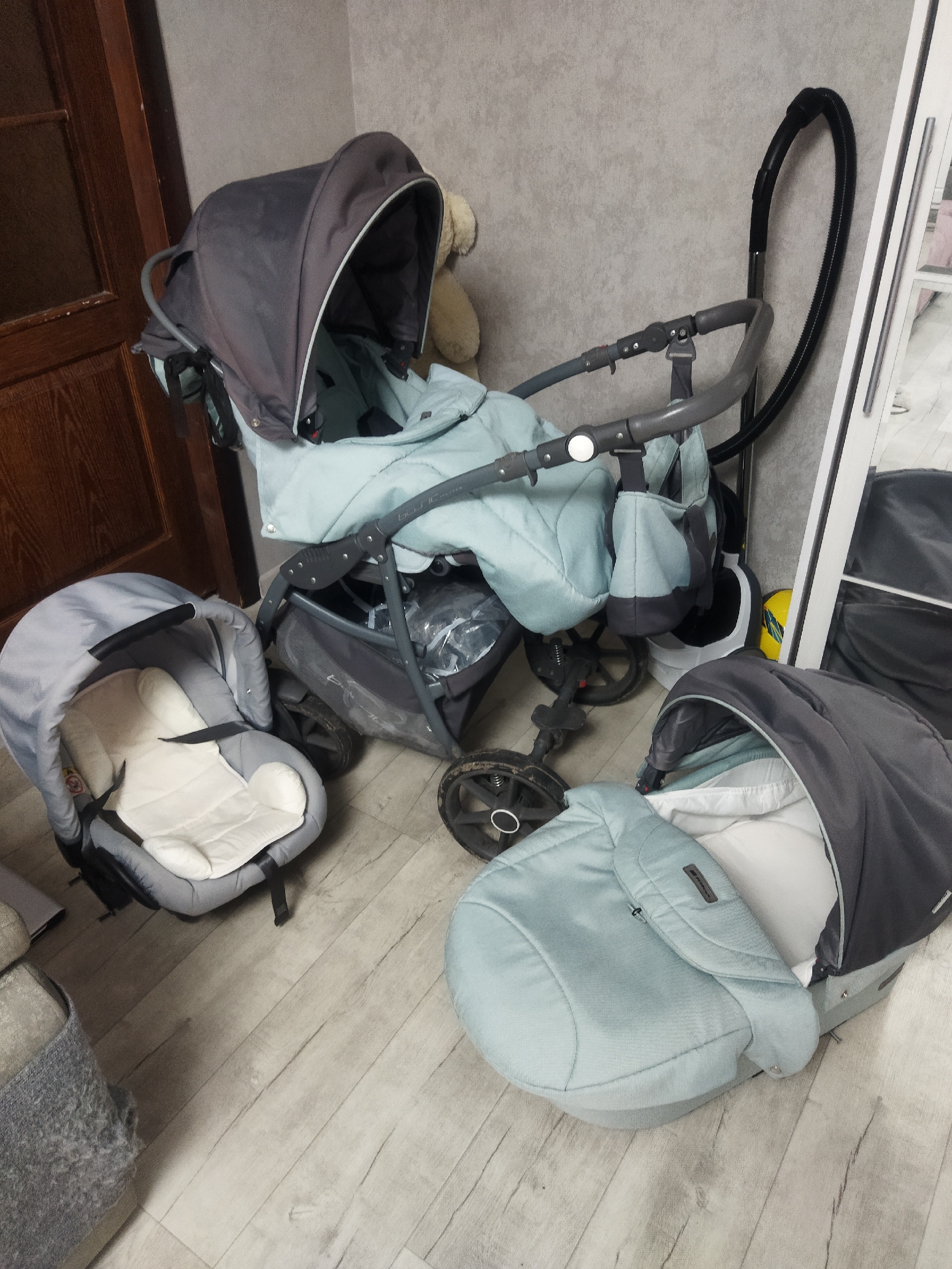 Продается коляска Rico 3 в