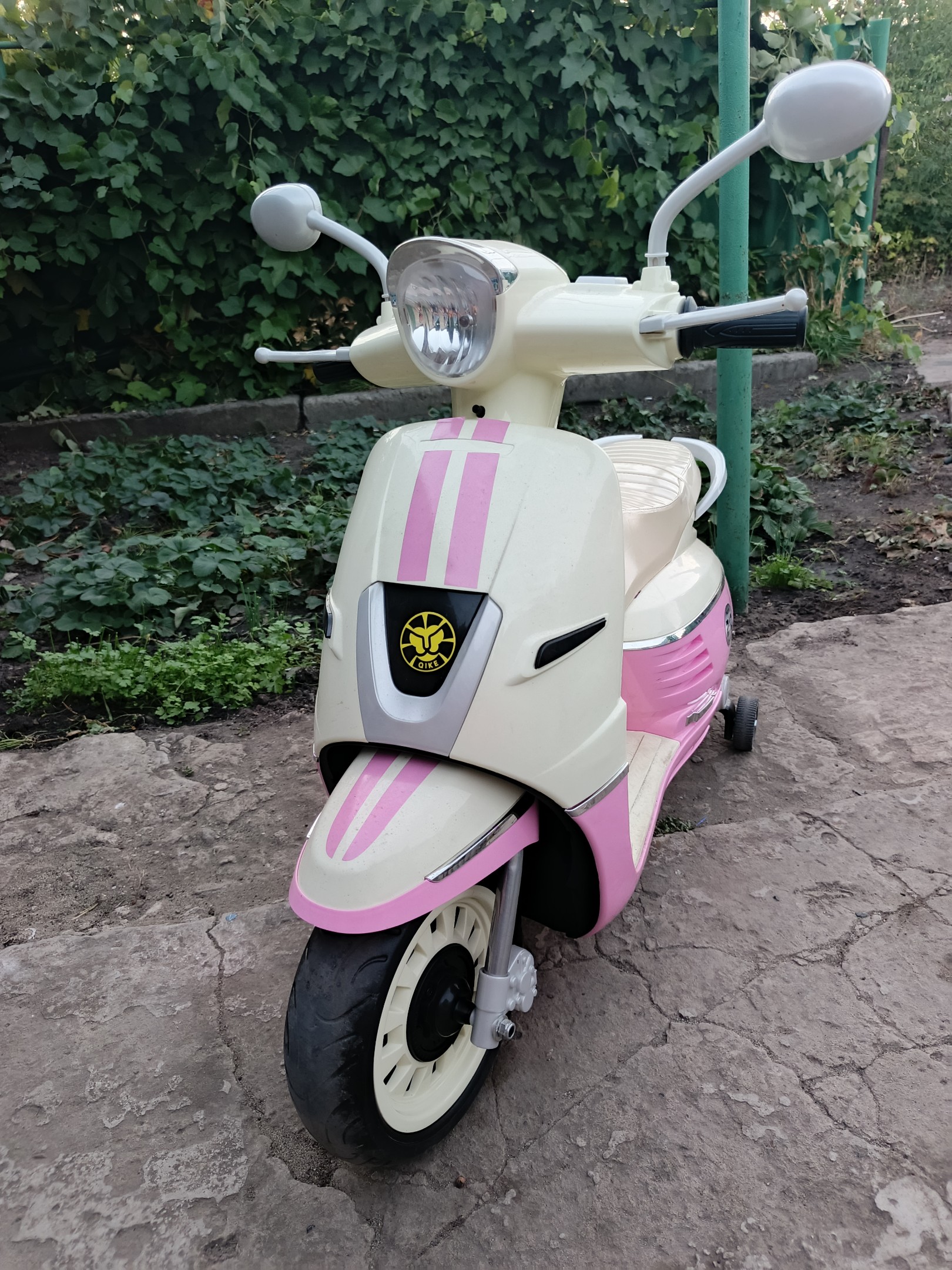 Продажа электроскутера и укачивающего центра