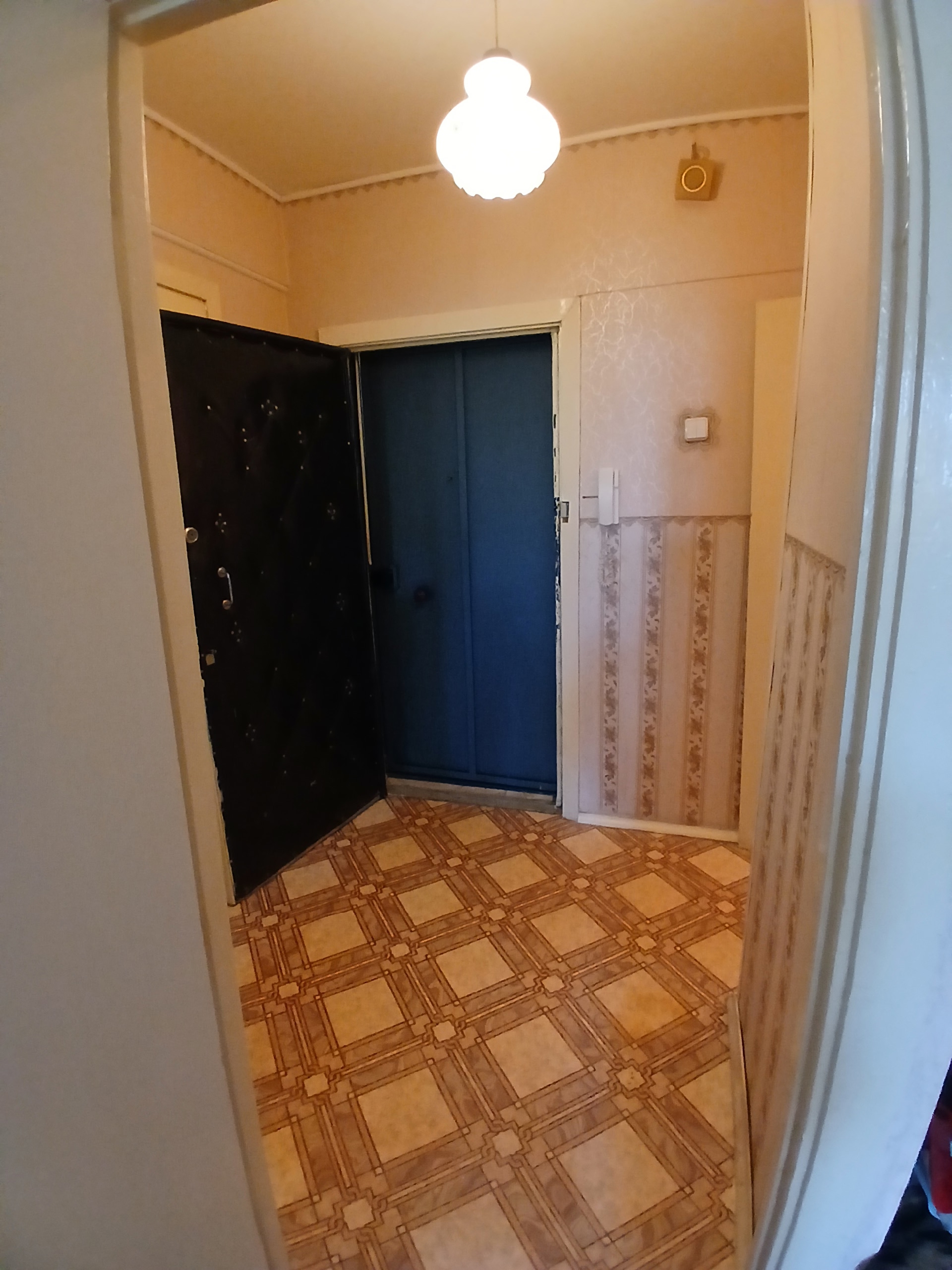 Продам 1 комн квартиру по (3)