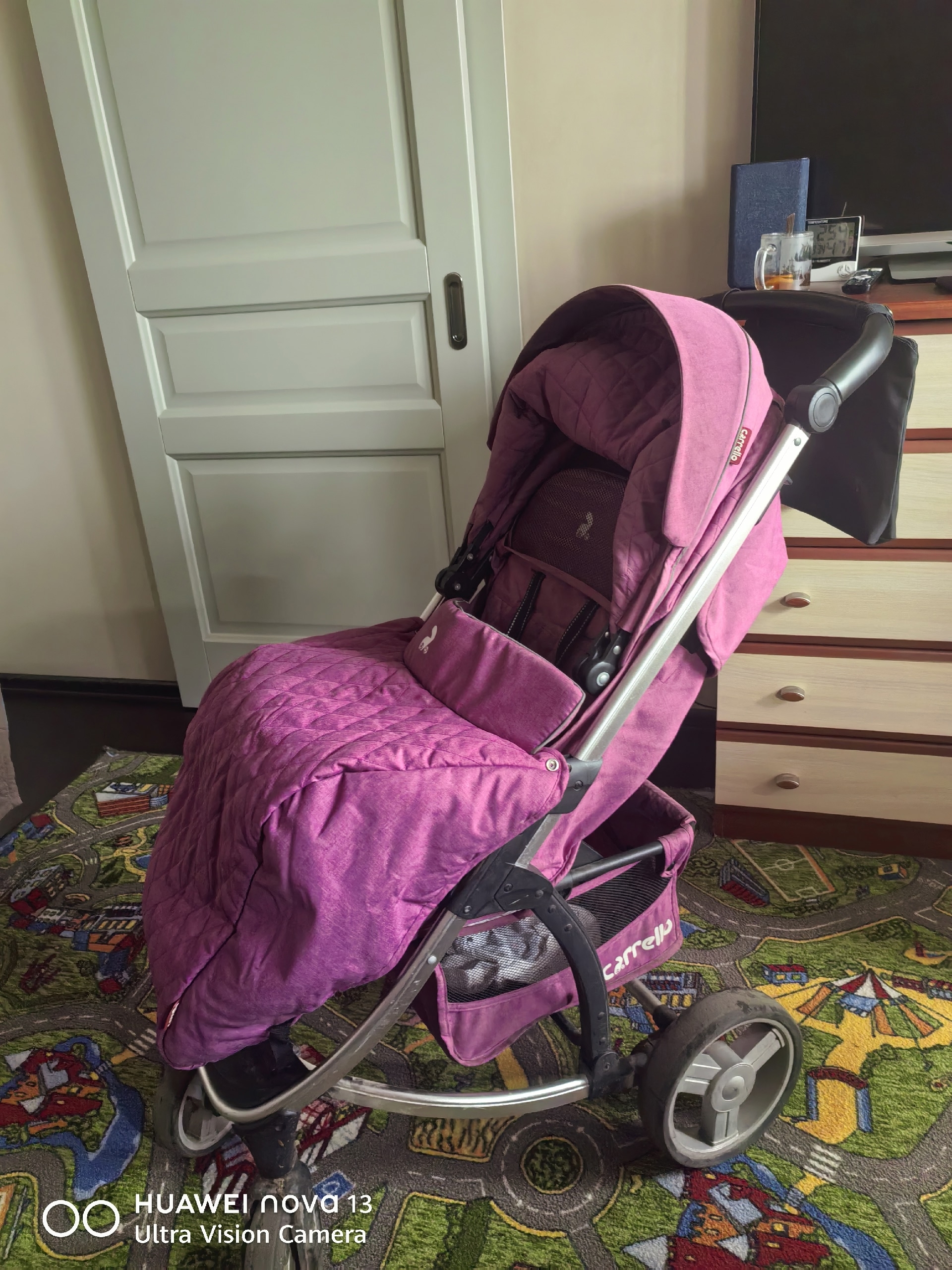 Классная коляска за 2000 рублей