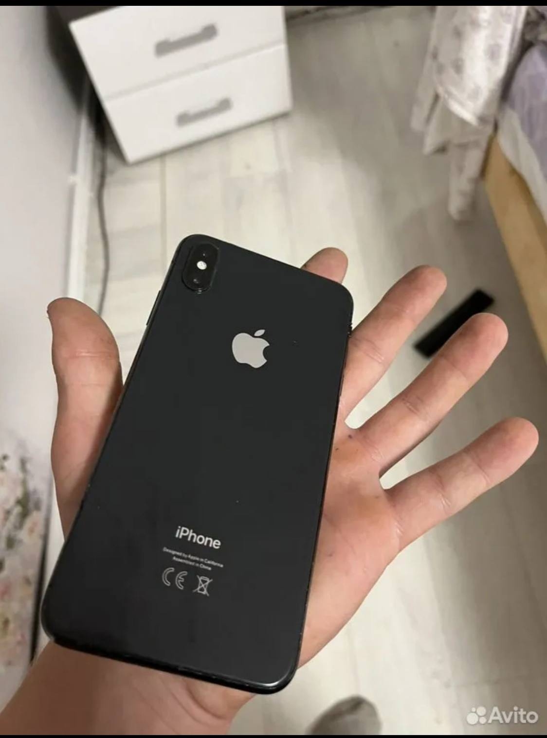 Обменяю iPhone XS Max 512 (3)