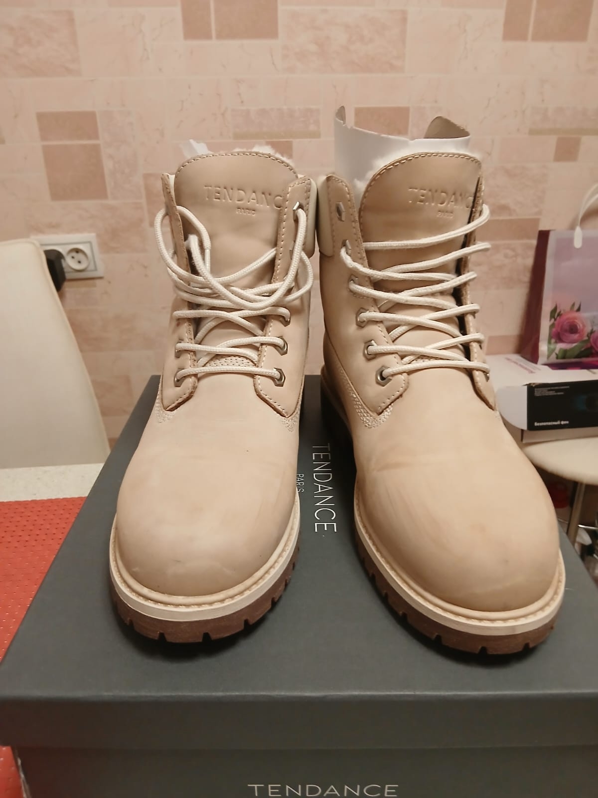 Отличные зимние ботинки 41 размер