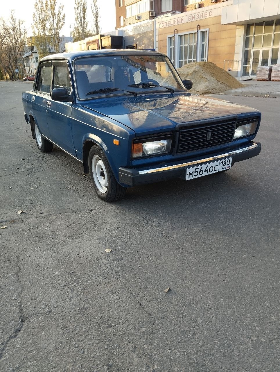 Продажа ВАЗ 2107 в Донецке (3)