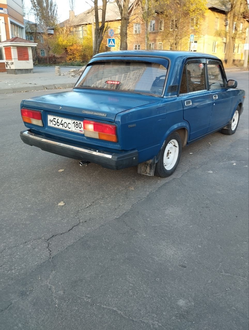 Продажа ВАЗ 2107 в Донецке (4)