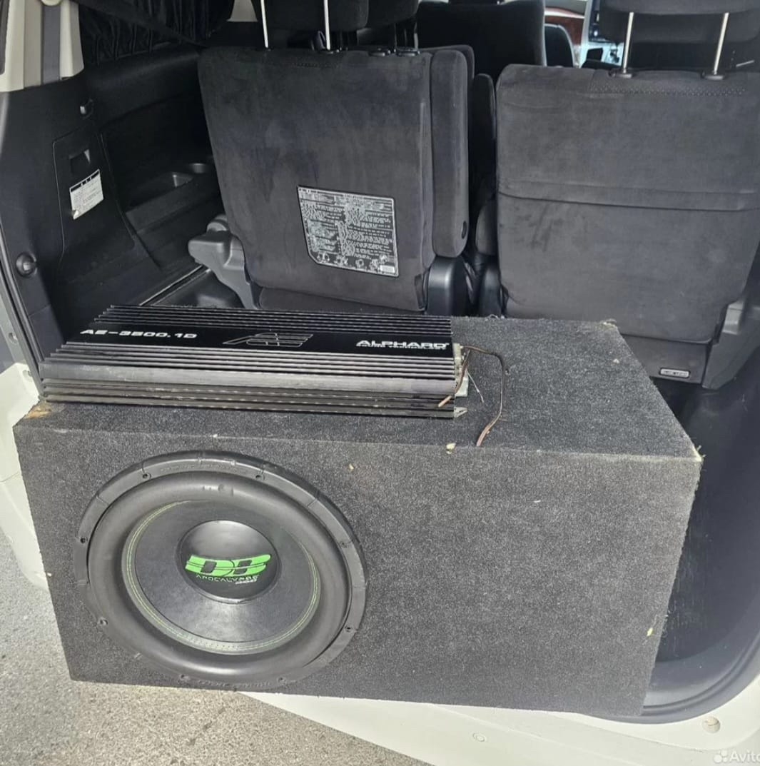 Сабвуфер и моноблок на обмен