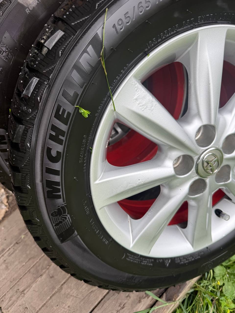 Комплект зимних колес для продажи (3)